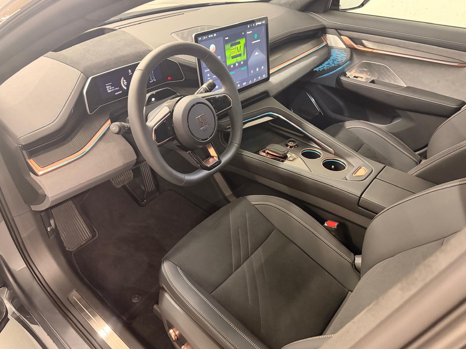 ZEEKR 001 Performance AWD-image-4