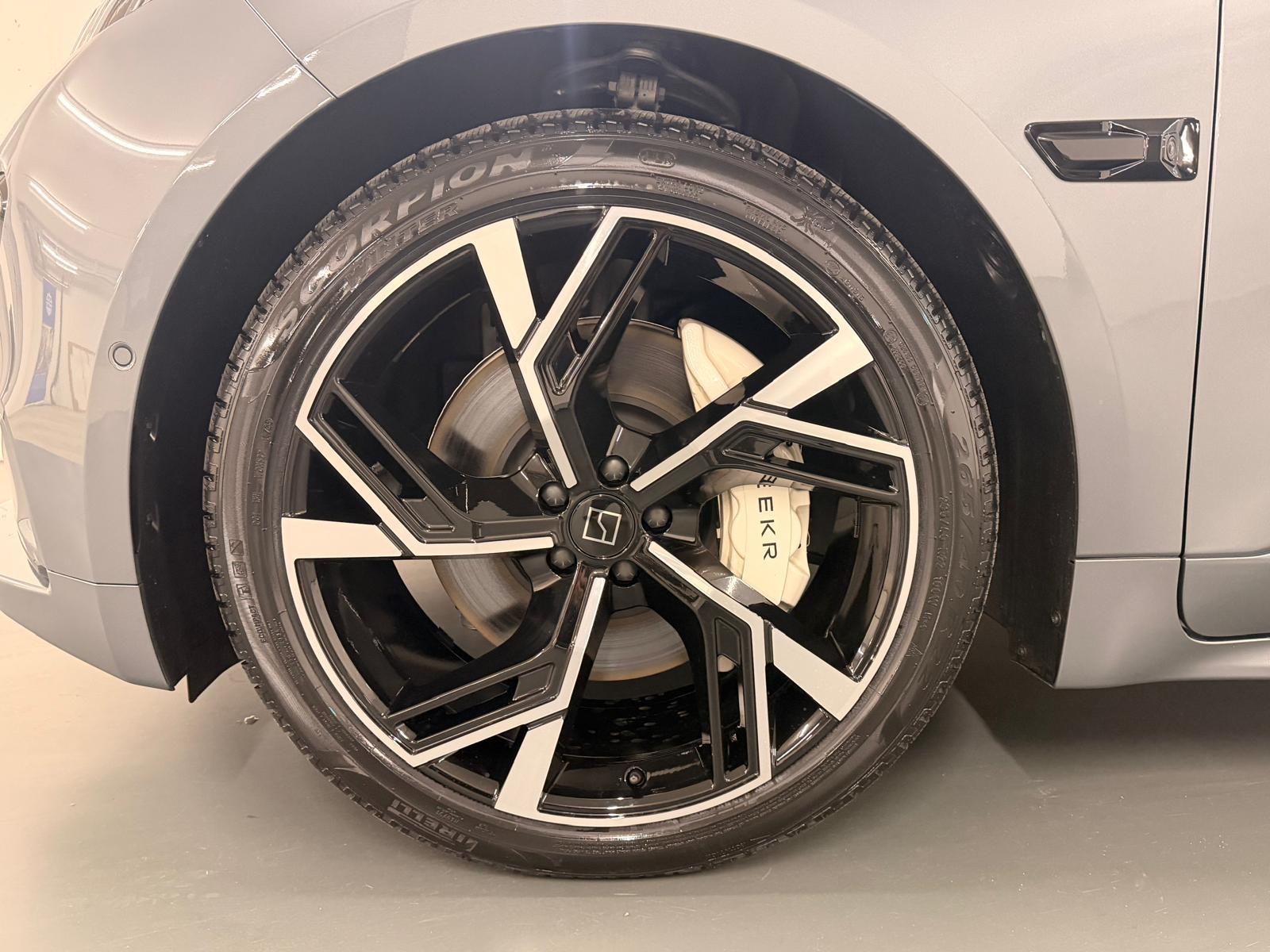 ZEEKR 001 Performance AWD-image-3