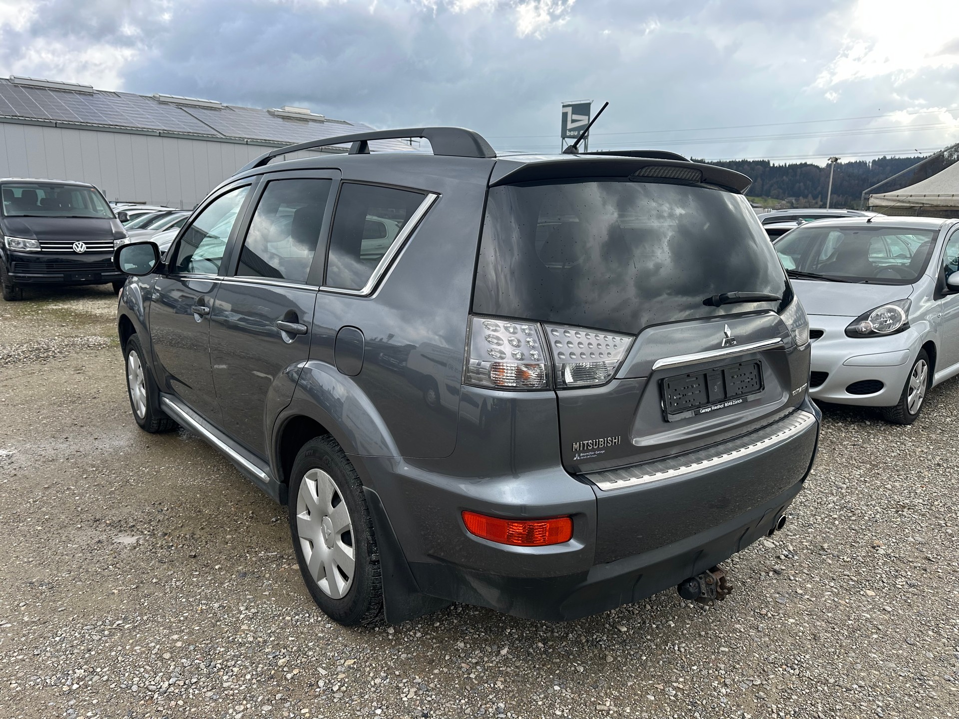 MITSUBISHI Outlander 2.2 DID Invite 4WD TC-SST-image-3