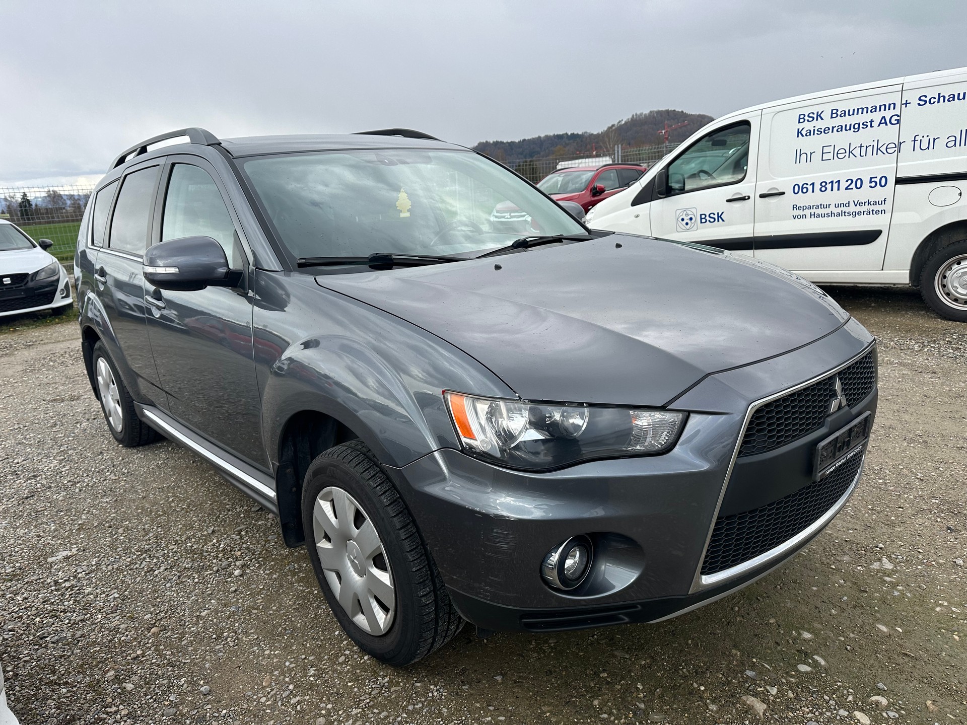 MITSUBISHI Outlander 2.2 DID Invite 4WD TC-SST-image-2