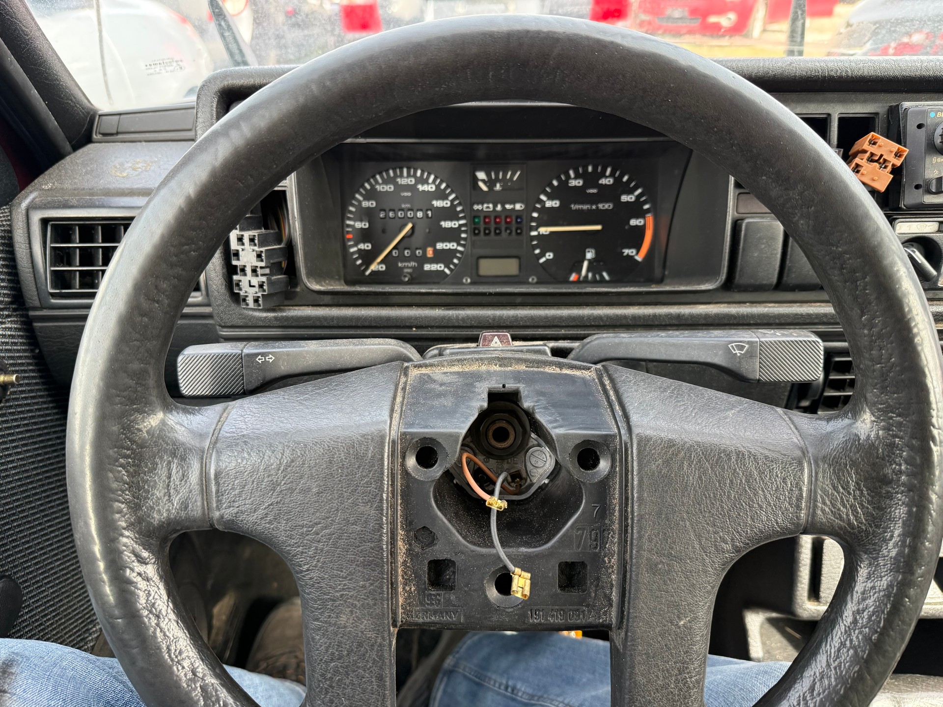 VW Golf 1800 CL-image-9
