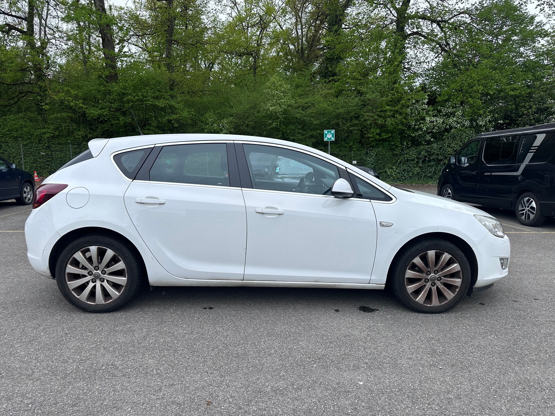 OPEL Astra SportsTourer 1.4i 16V Turbo-image-4