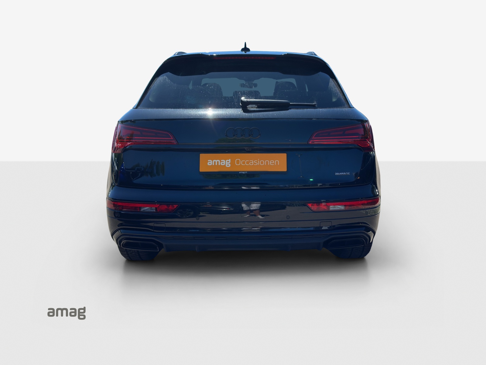 AUDI Q5 45 TFSI S-line quattro S-tronic-image-3
