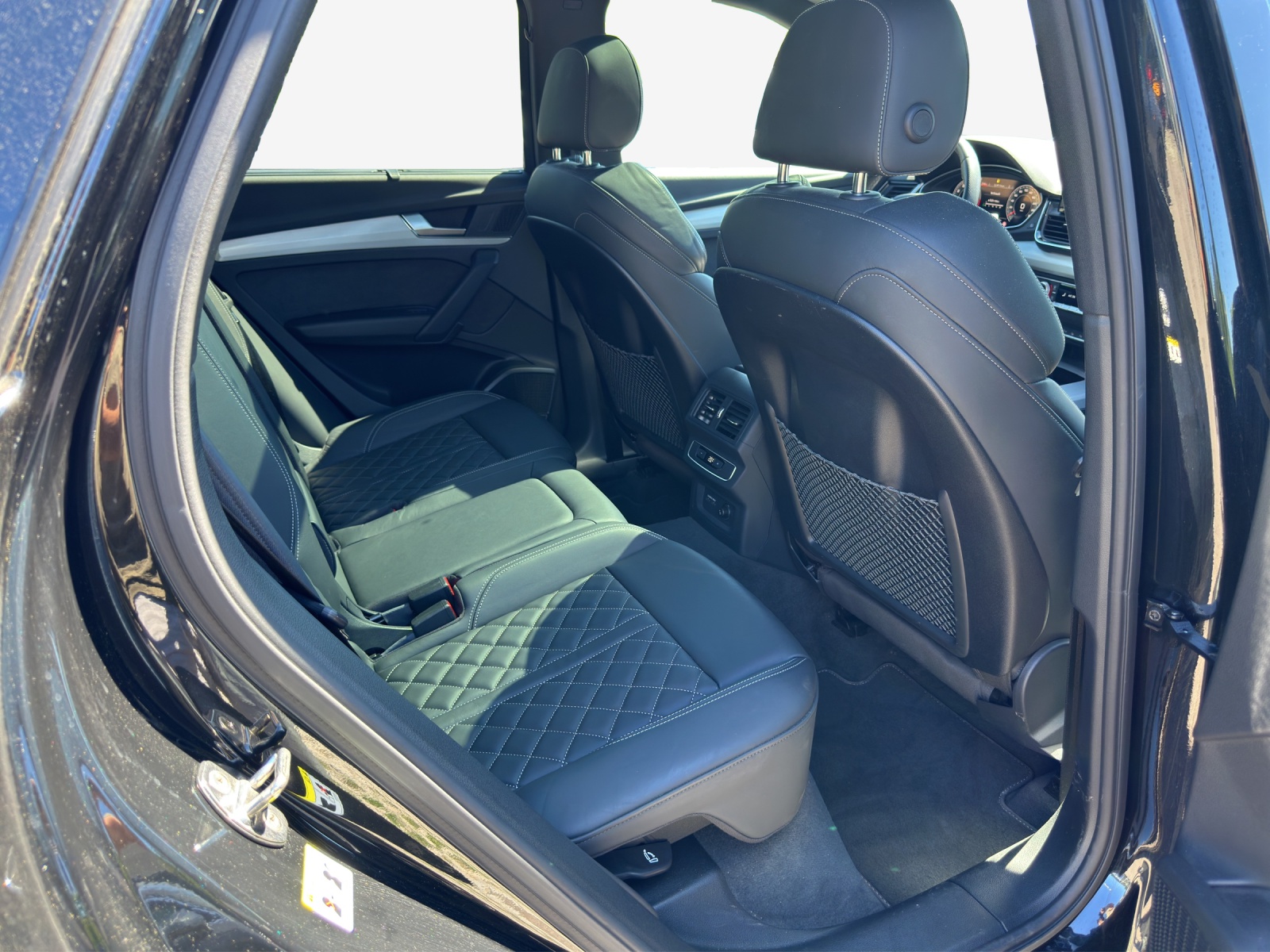AUDI Q5 45 TFSI S-line quattro S-tronic-image-14