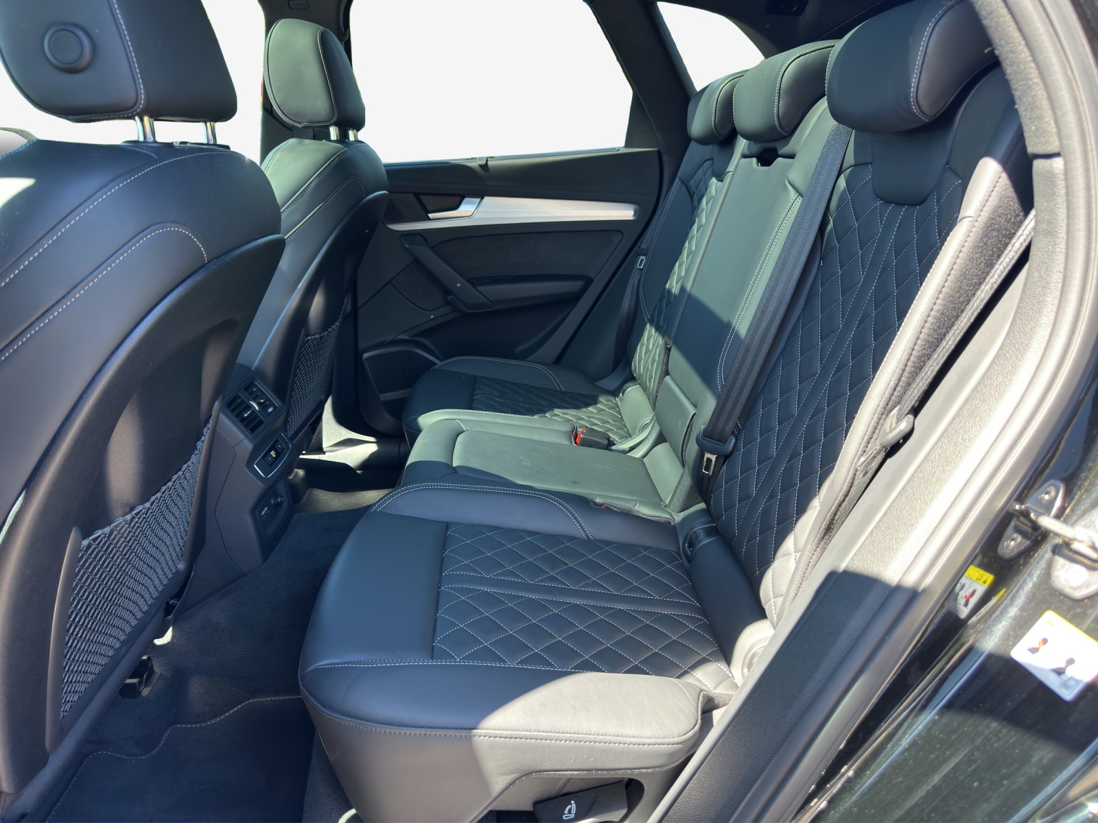 AUDI Q5 45 TFSI S-line quattro S-tronic-image-11