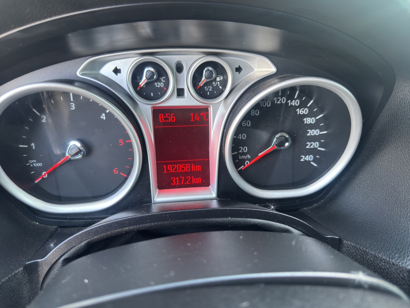 FORD Kuga 2.0 TDCi Titanium 4WD-image-9
