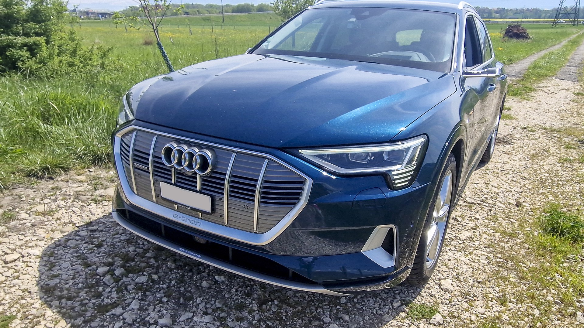 AUDI e-tron 55 Advanced quattro-image-0