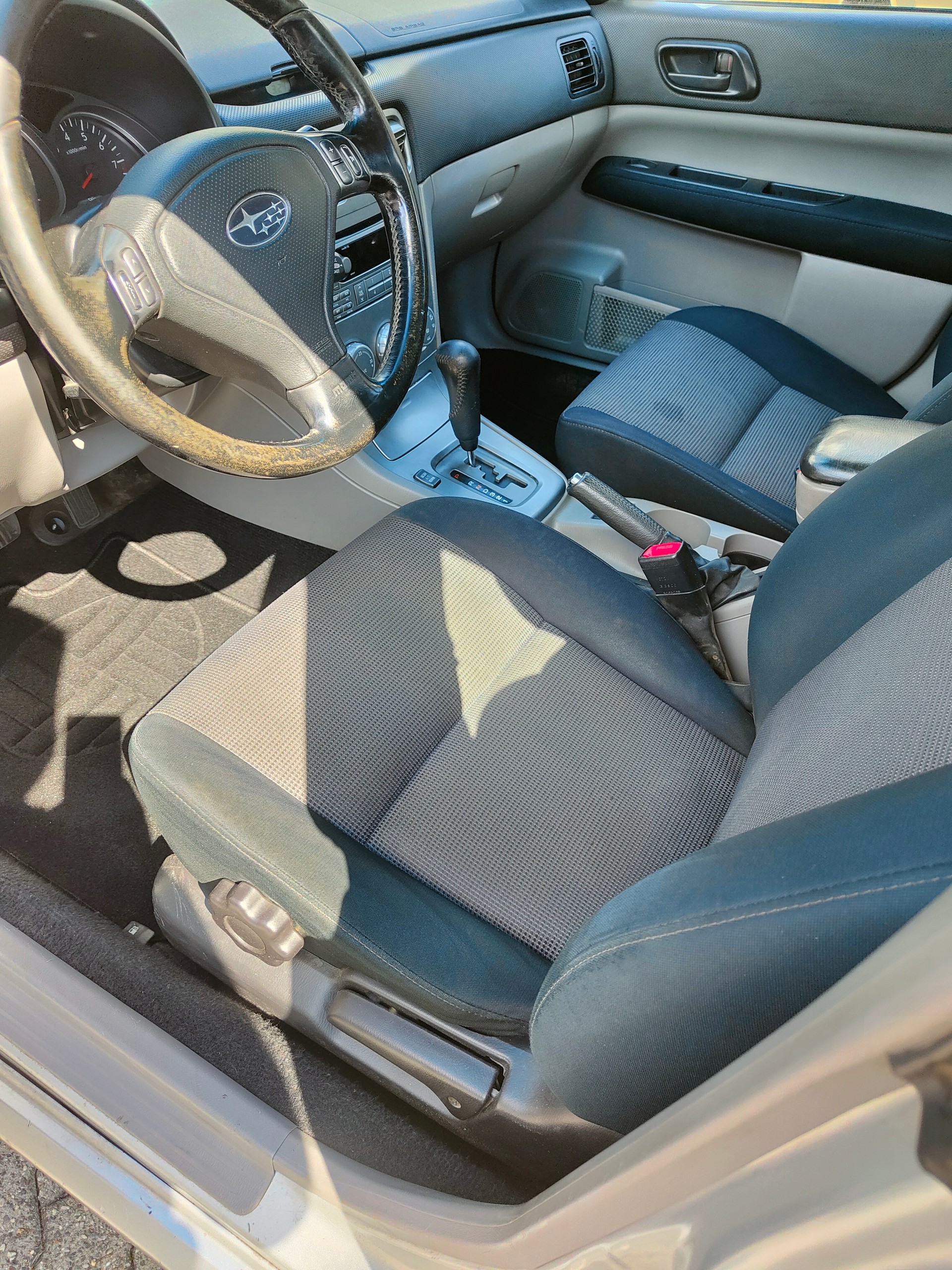 SUBARU Forester 2.0X Limited (Club)-image-5