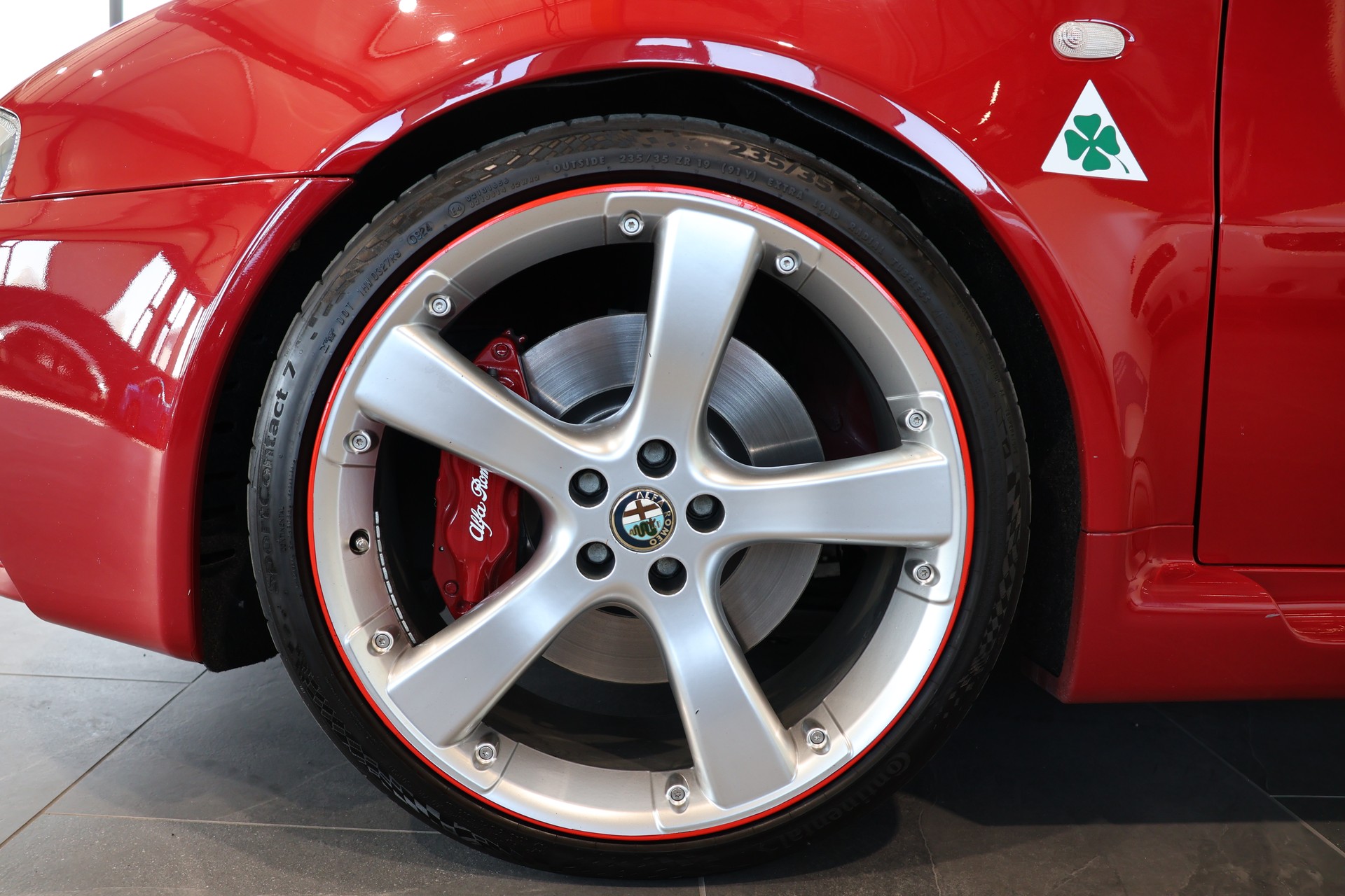ALFA ROMEO 147 3.2 GTA-image-5