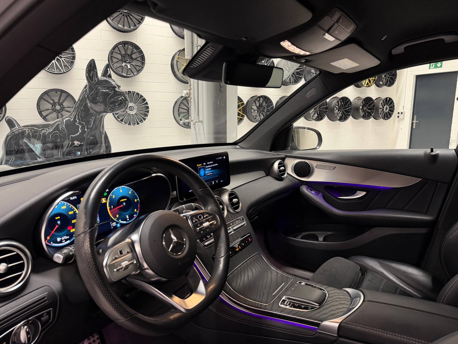 MERCEDES-BENZ GLC 220 d AMG Line 4m *CH-Auto*Frisch ab Service und MFK*-image-14