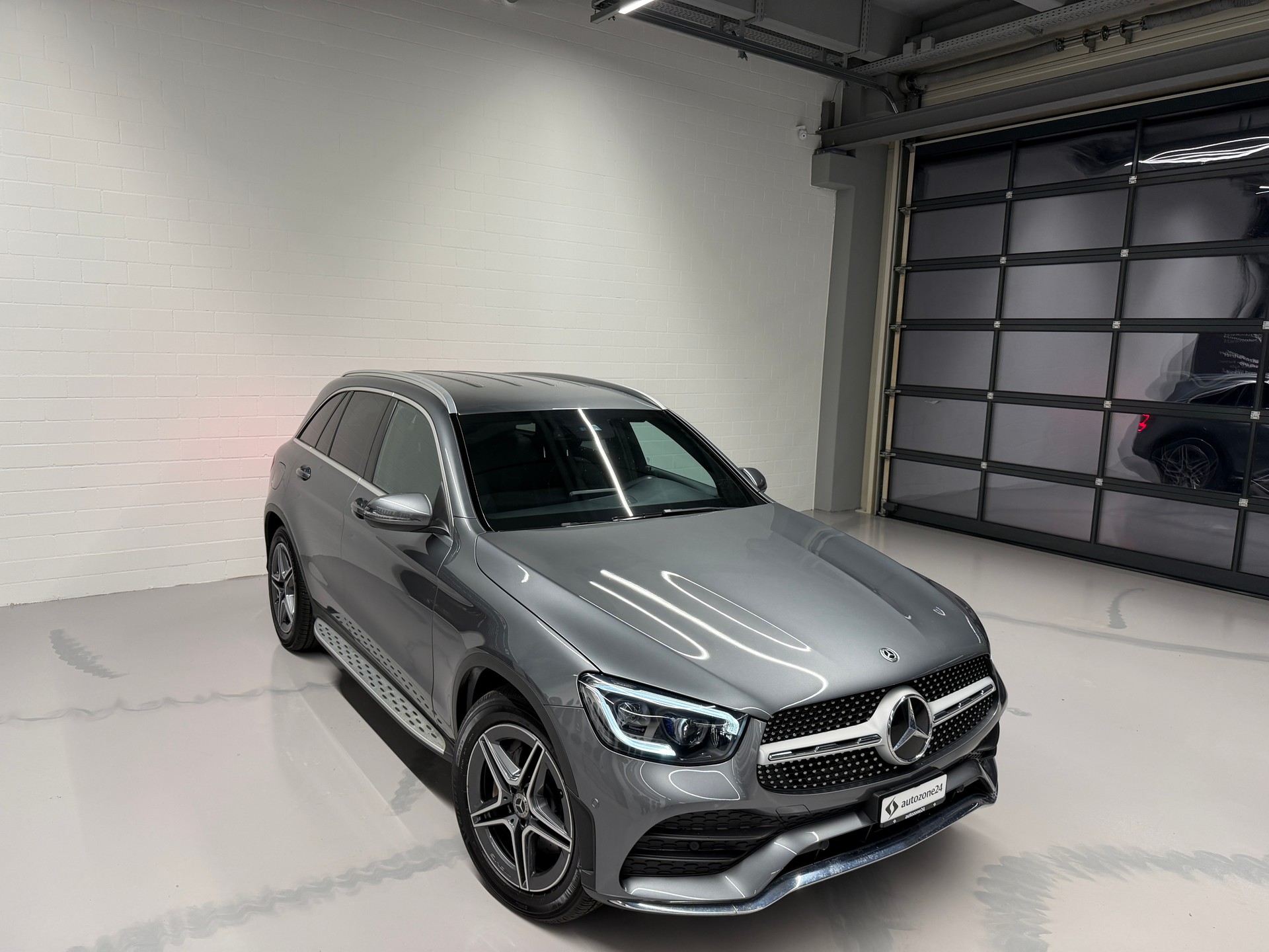 MERCEDES-BENZ GLC 220 d AMG Line 4m *CH-Auto*Frisch ab Service und MFK*-image-5
