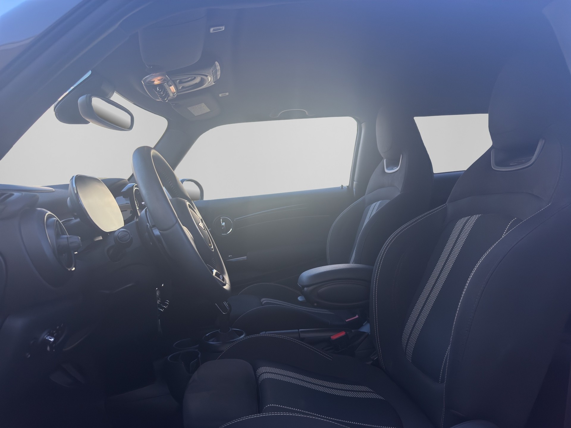 MINI John Cooper Works 3door-image-10