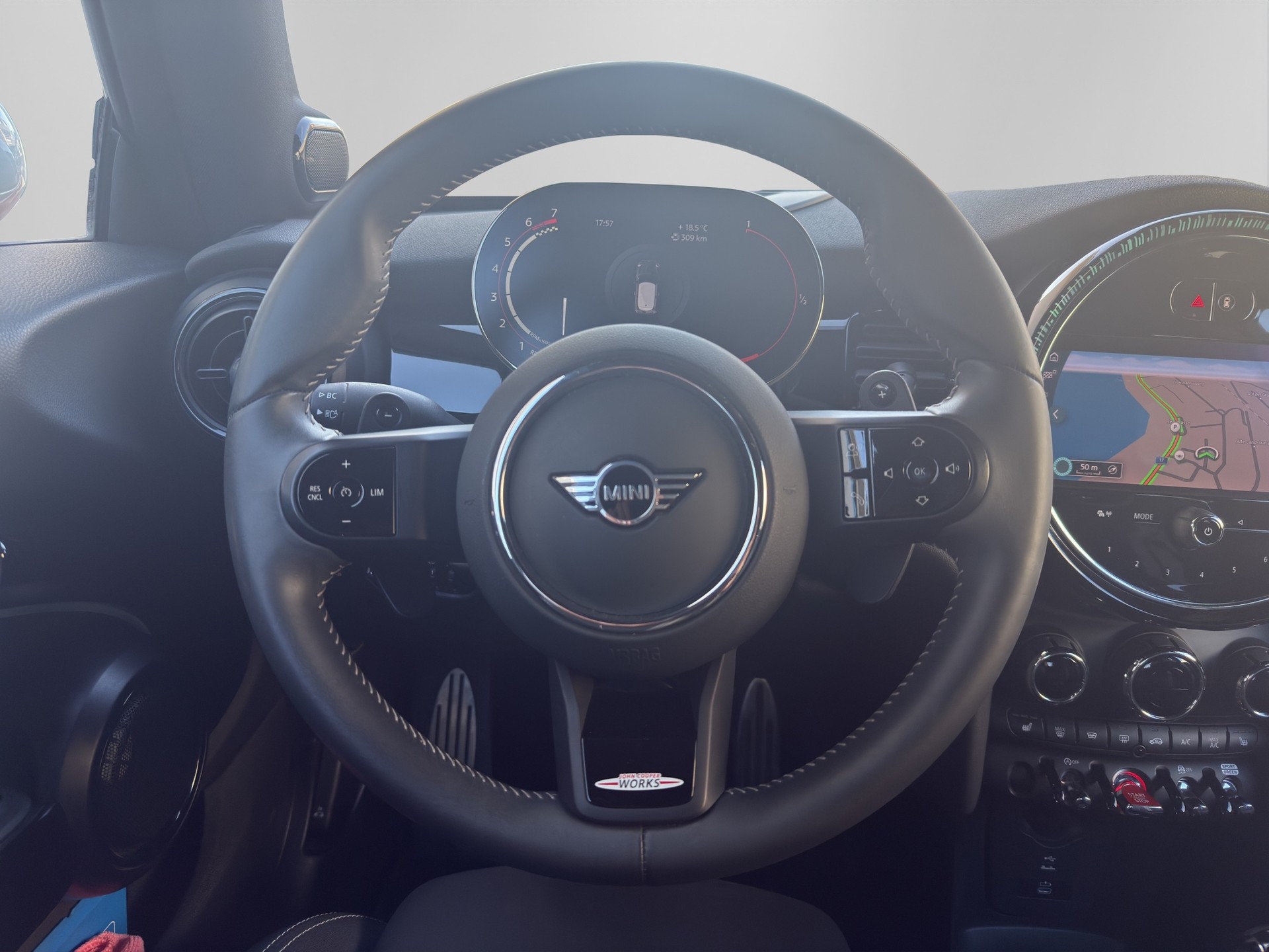 MINI John Cooper Works 3door-image-11