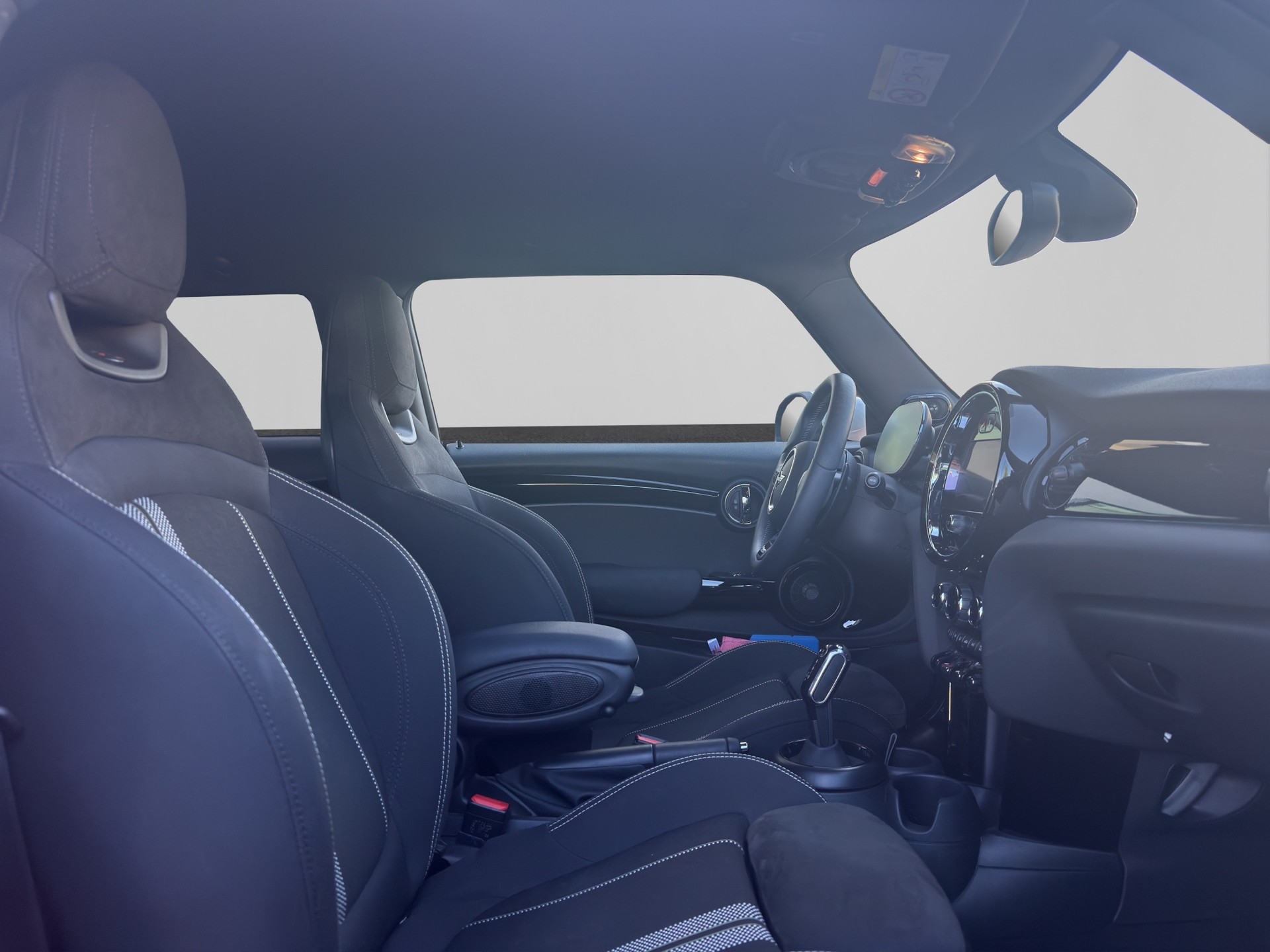 MINI John Cooper Works 3door-image-12