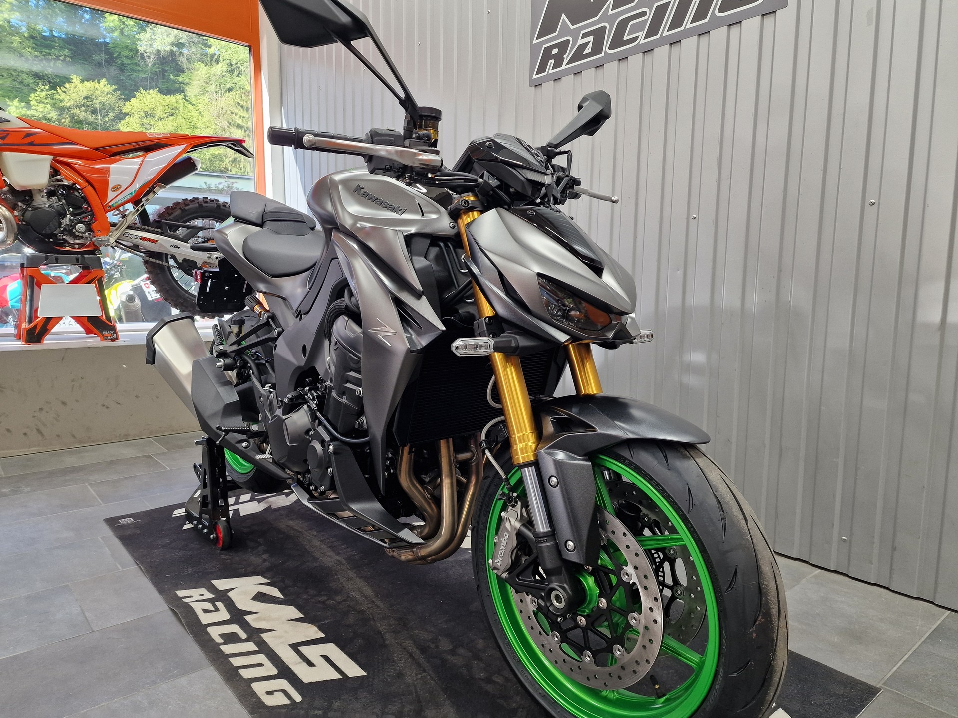 KAWASAKI Z 1100 SE-showroom-element-1