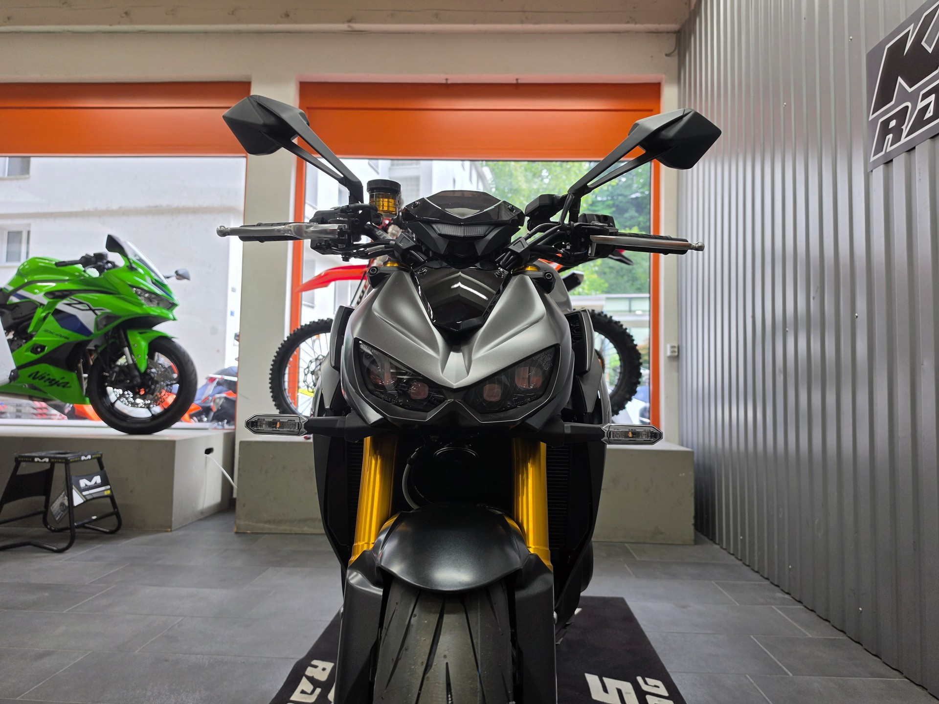 KAWASAKI Z 1100 SE-image-6