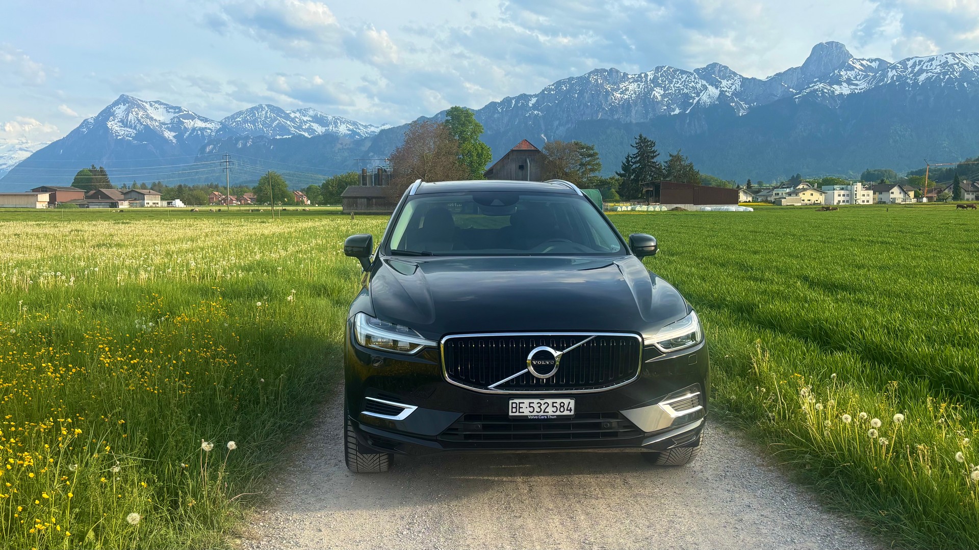 VOLVO XC60 2.0 T8 eAWD-image-1