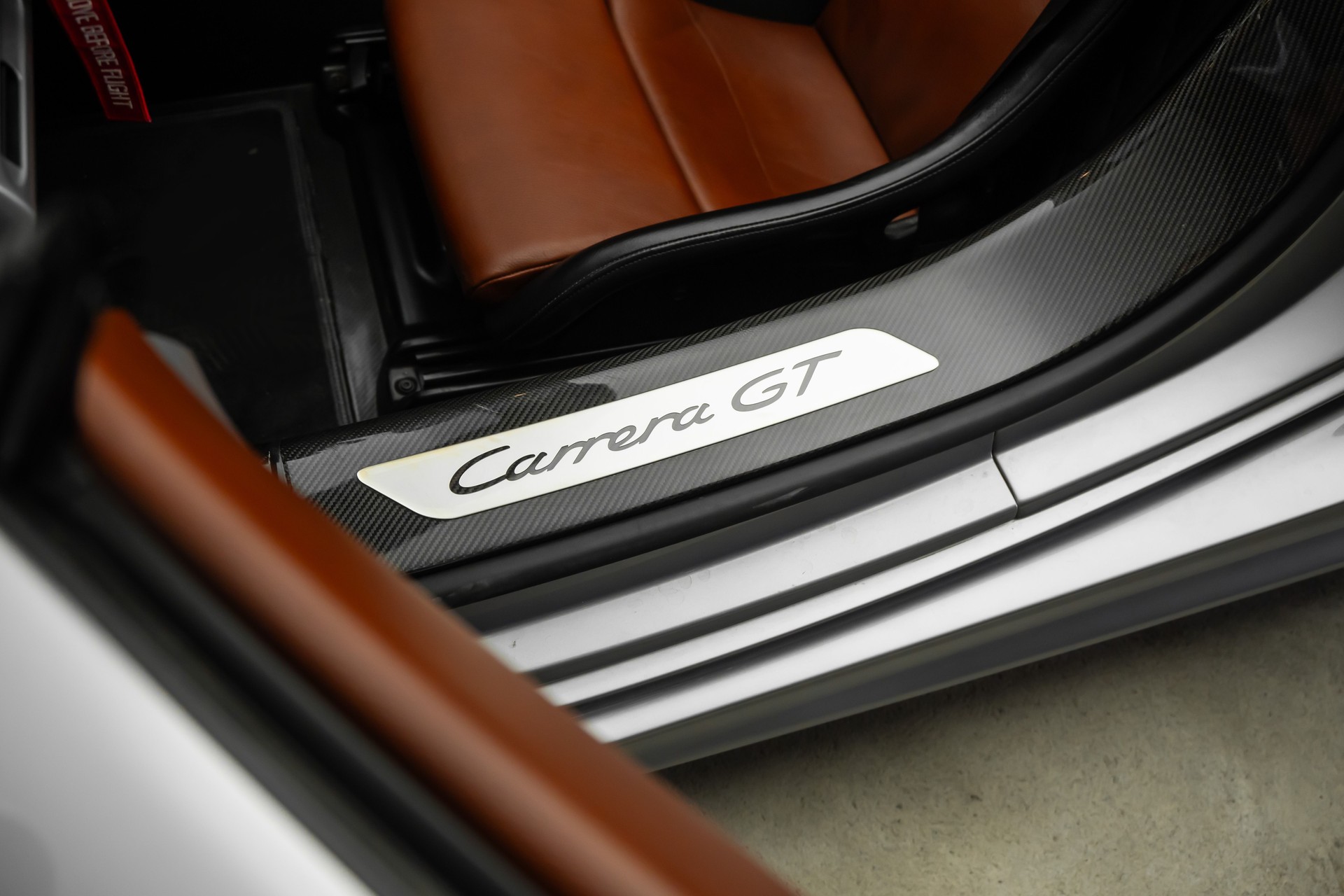 PORSCHE Carrera GT-image-20