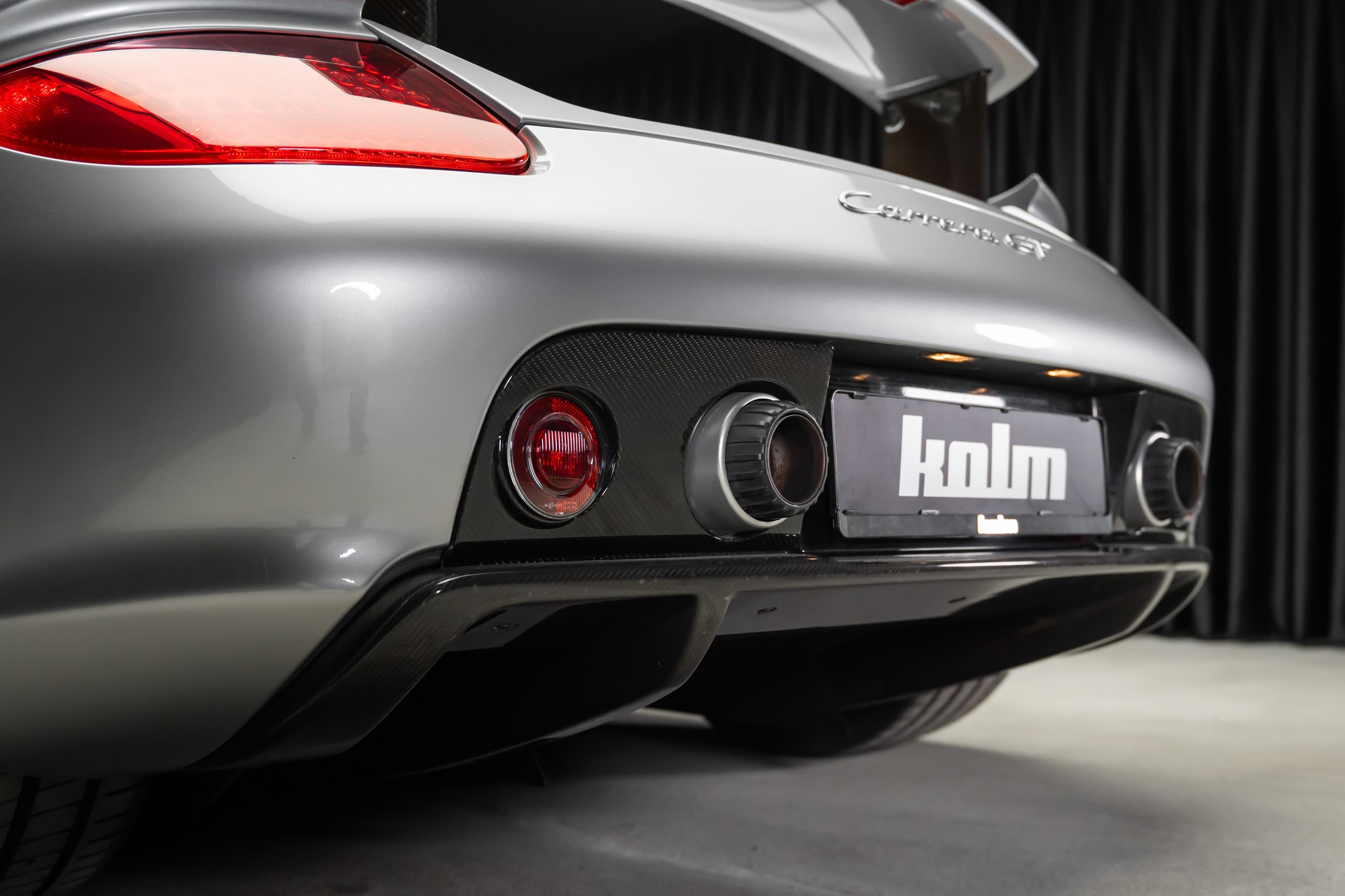 PORSCHE Carrera GT-image-13