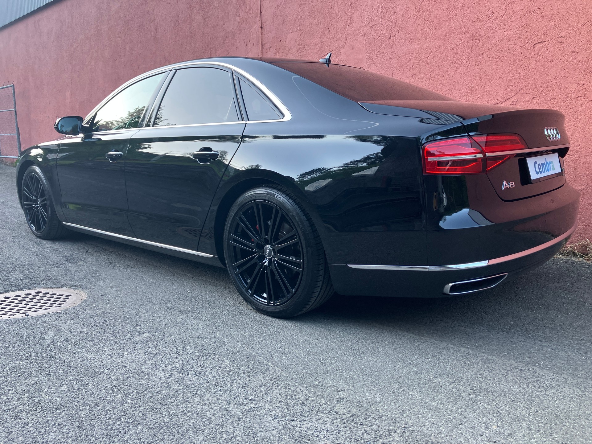 AUDI A8 3.0 TDI quattro tiptronic-image-1