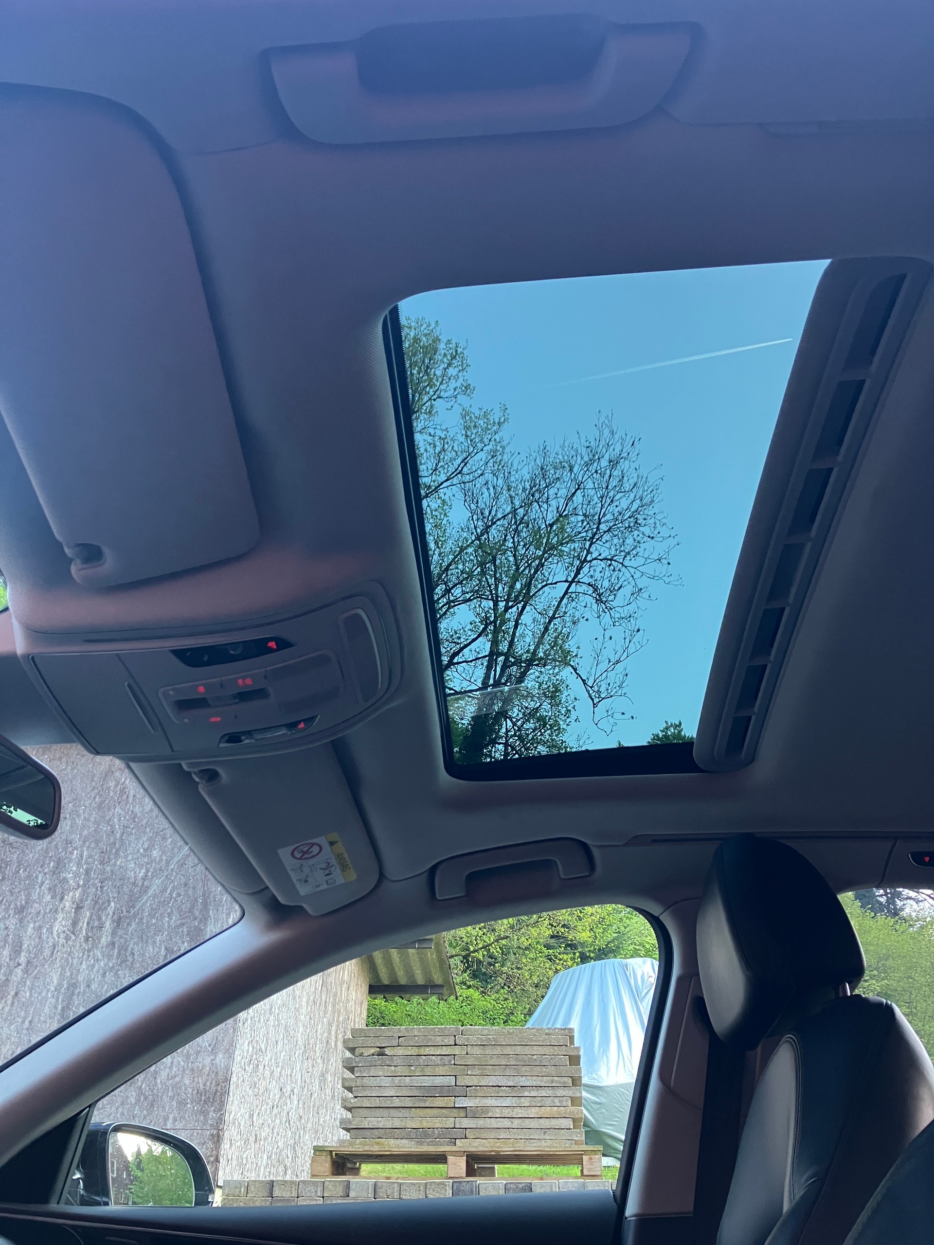 AUDI A8 3.0 TDI quattro tiptronic-image-14