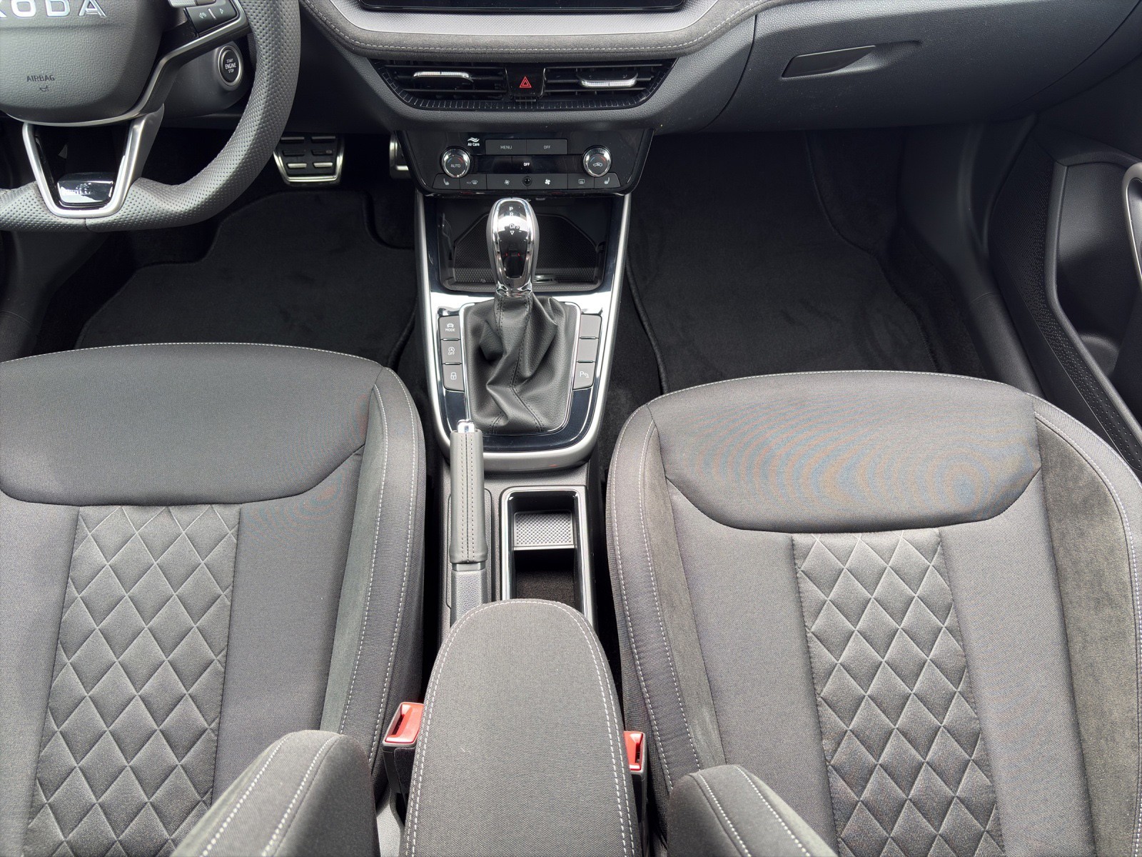 SKODA Fabia 1.5 TSI Monte Carlo DSG-image-14
