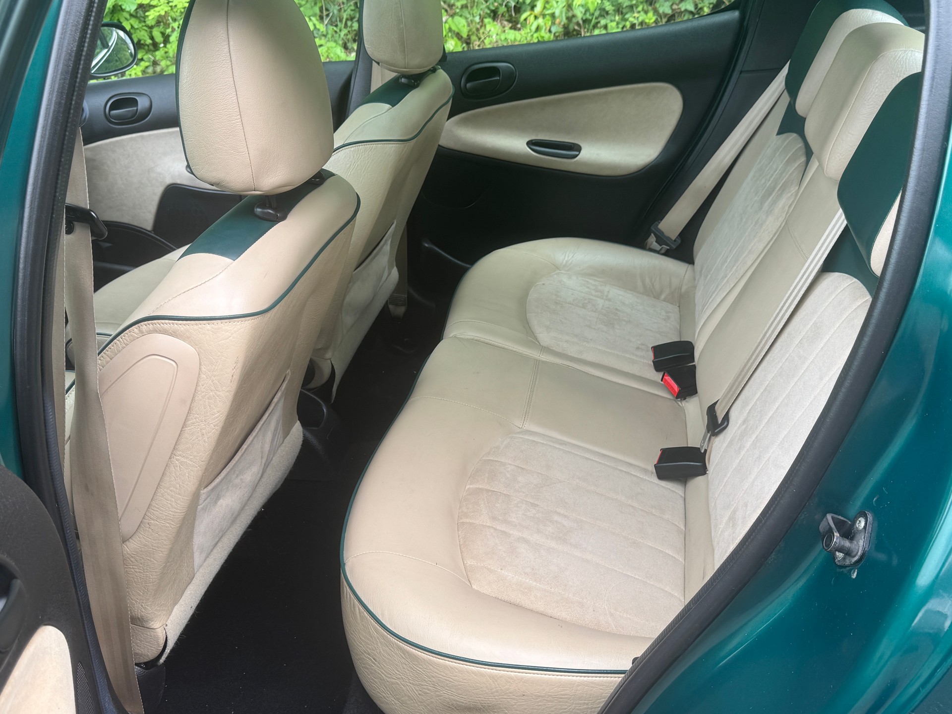 PEUGEOT 206 1.6 16V (XT) Premium-image-10