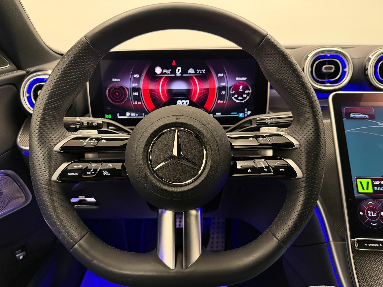 MERCEDES-BENZ C 300 T 4Matic AMG Line-image-22