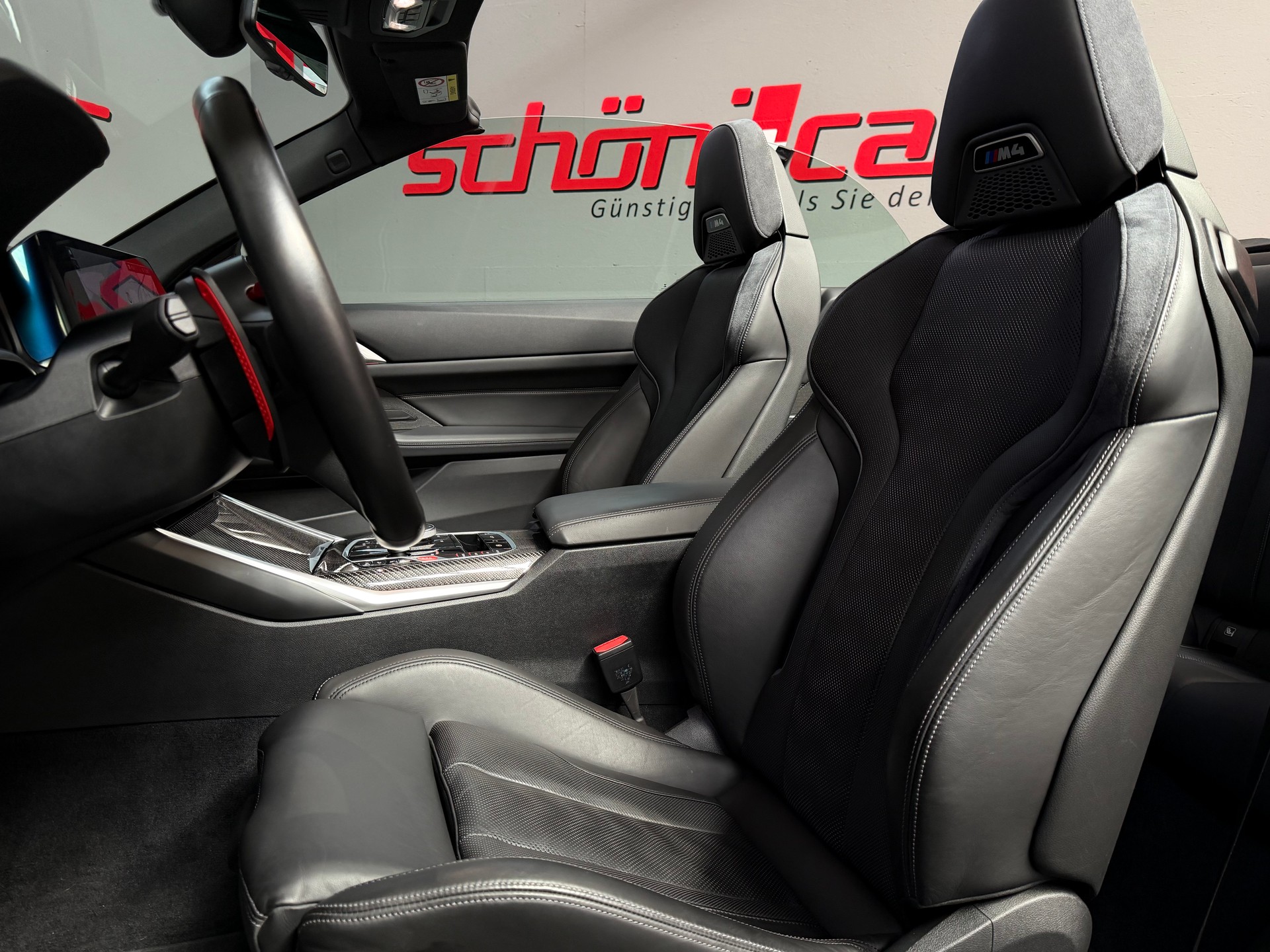 BMW M4 Cabrio Competition M xDrive-image-15