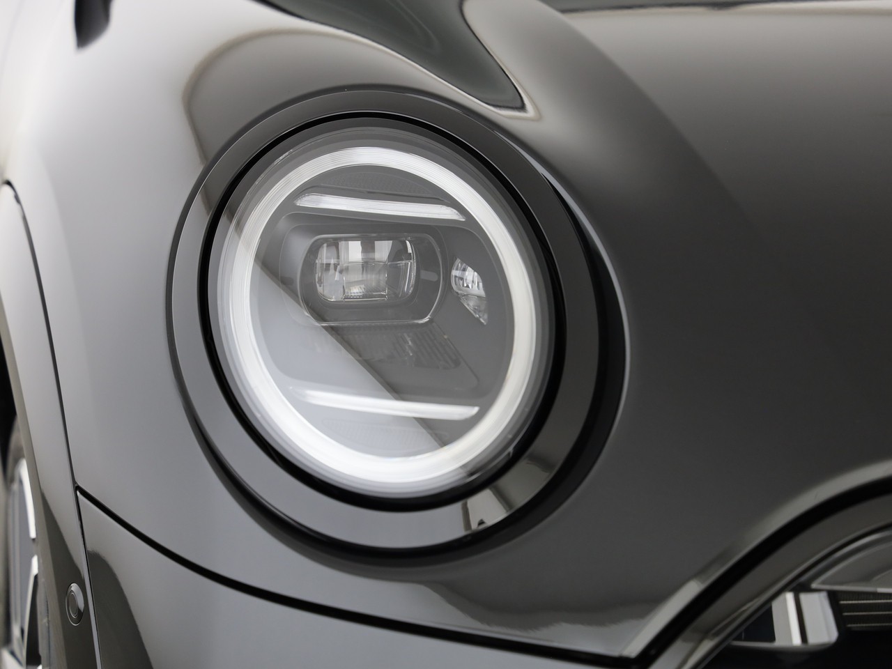 MINI Cooper SE-image-5