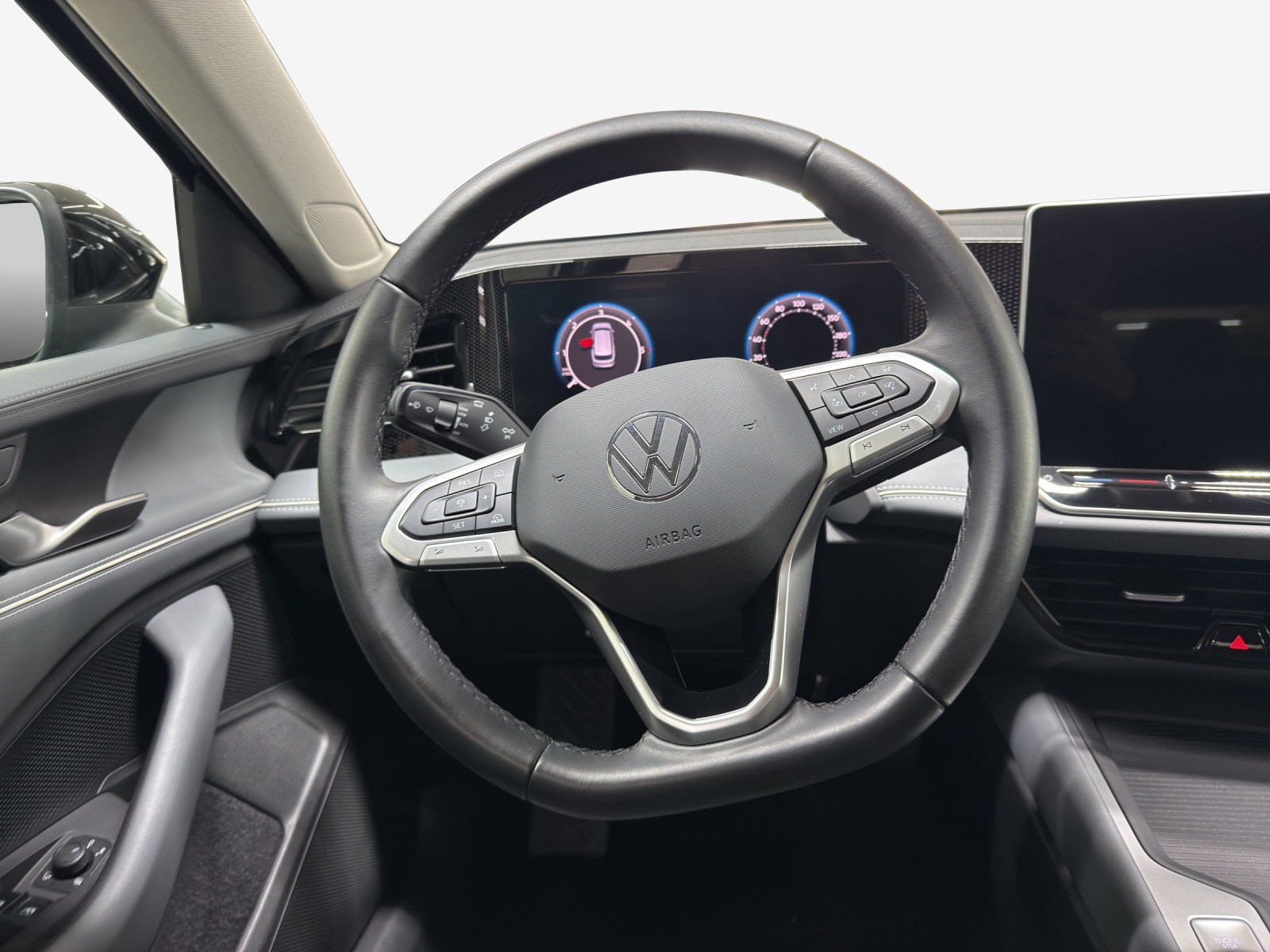 VW Passat Variant 2.0 TDI evo Business DSG-image-9