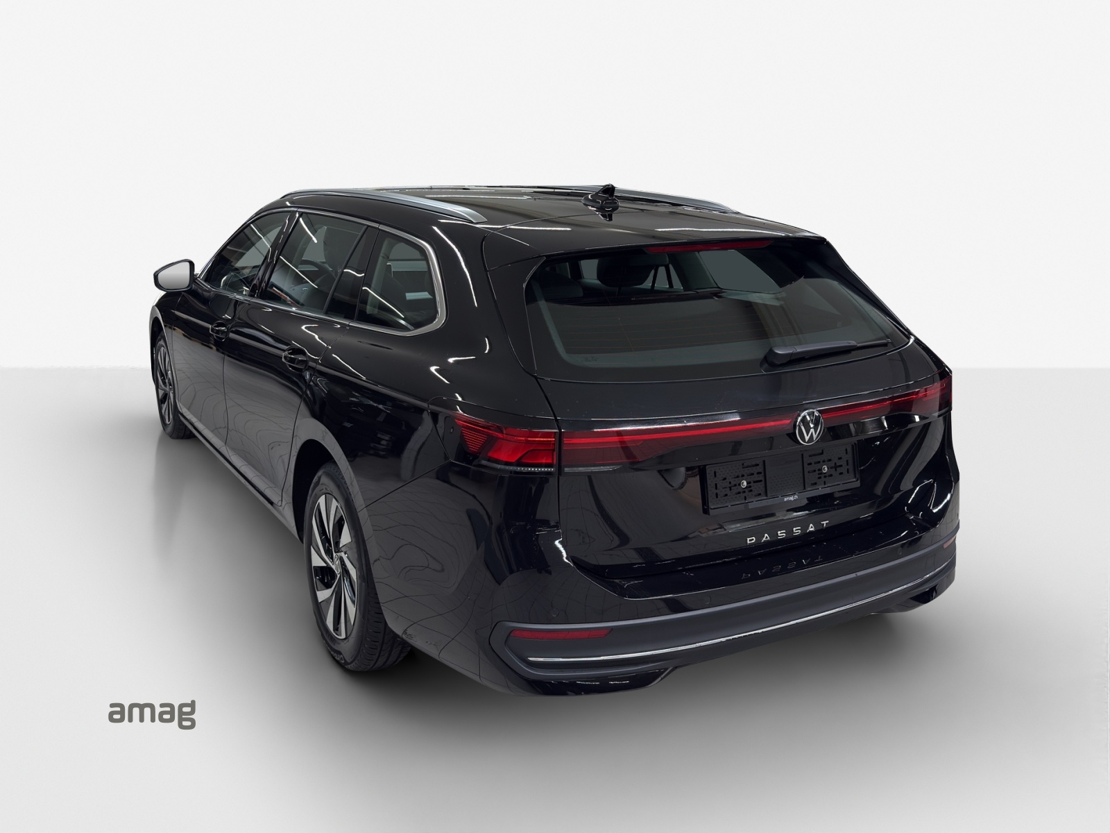 VW Passat Variant 2.0 TDI evo Business DSG-image-2