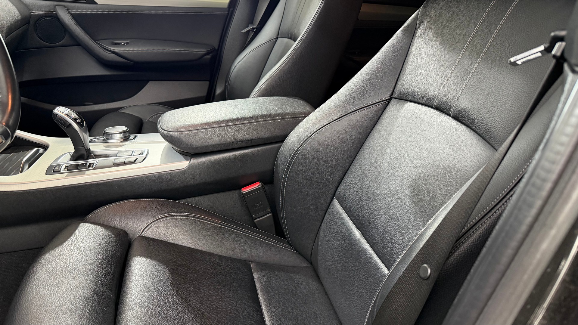 BMW X4 F26 M40i-image-5