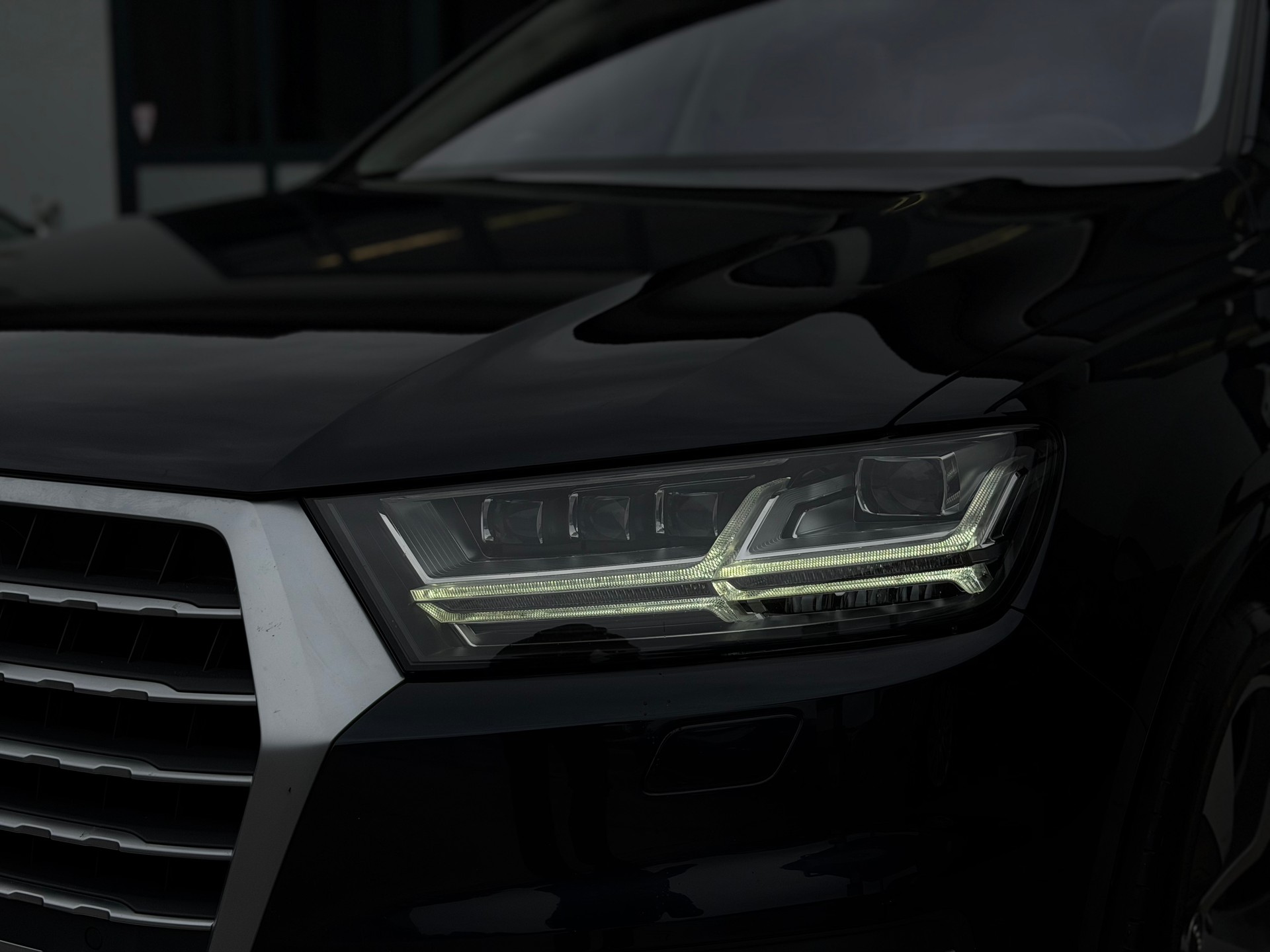 AUDI Q7 3.0 TDI quattro tiptronic S-Line AHK3.5T-image-7