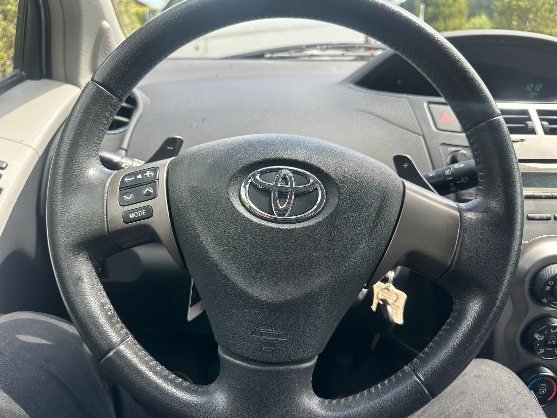 TOYOTA Yaris 1.33 Linea Sol Multimode-image-7