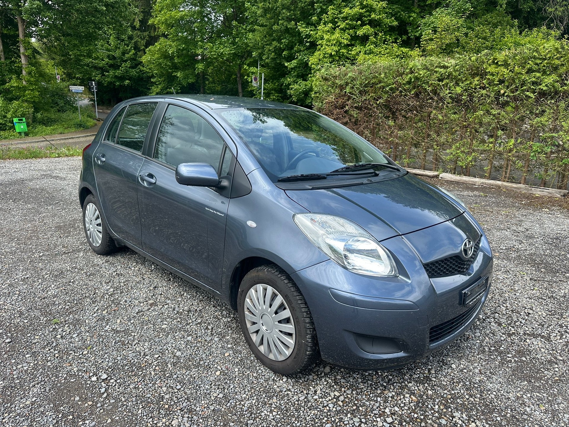 TOYOTA Yaris 1.33 Linea Sol Multimode-image-1