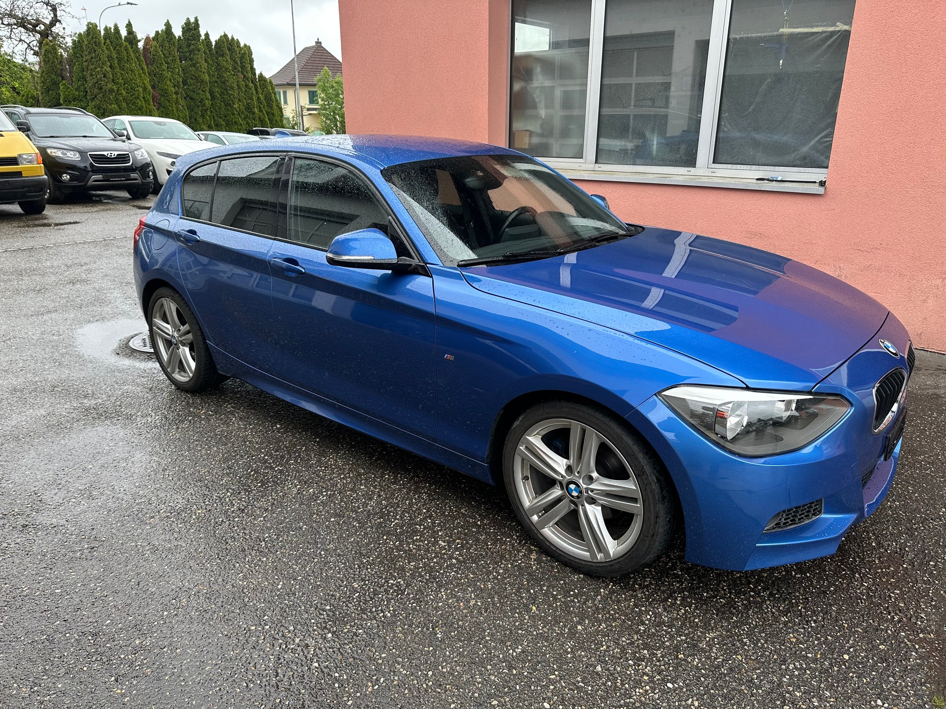BMW 118i Sport Line Steptronic-image-1