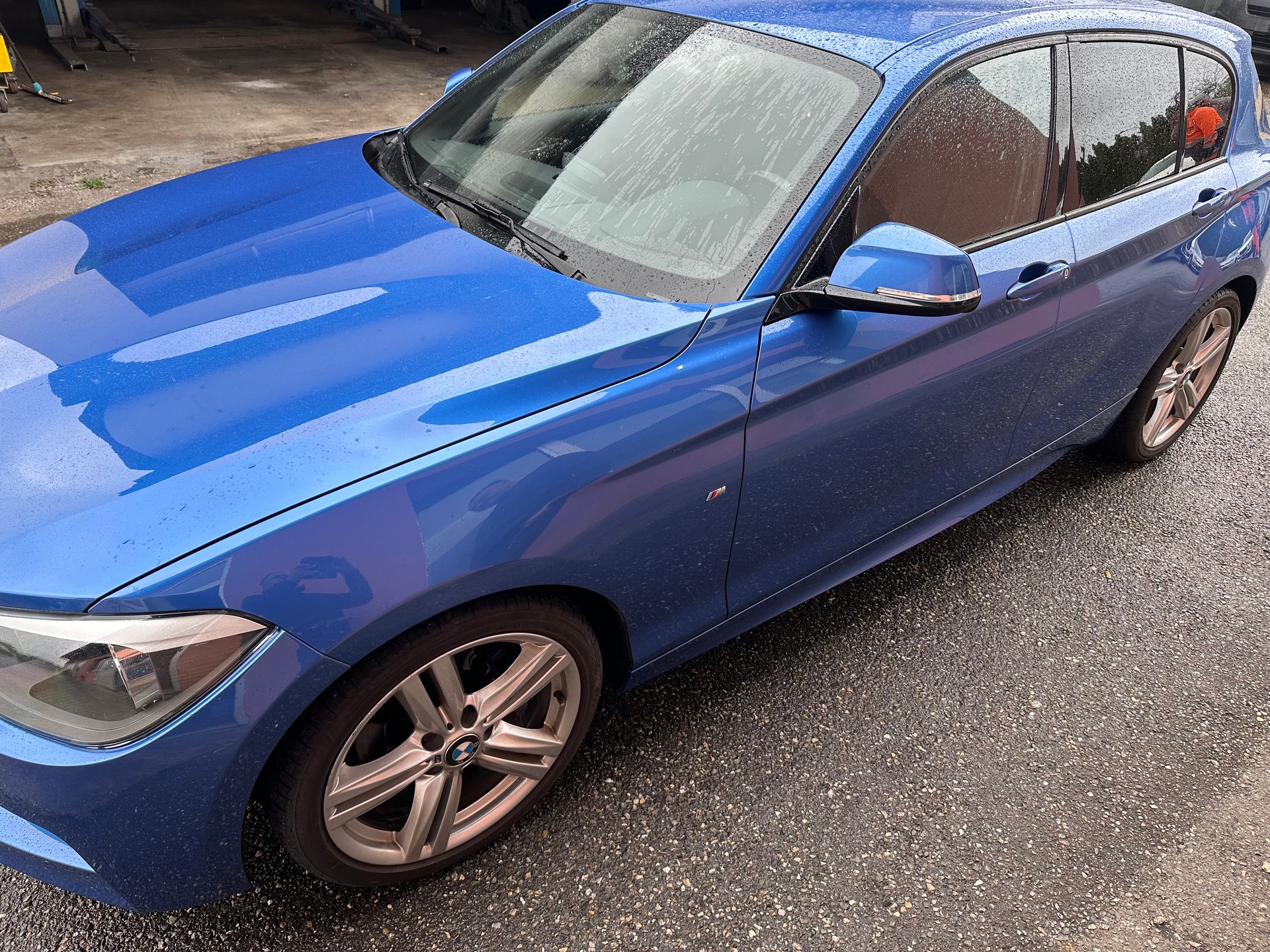 BMW 118i Sport Line Steptronic-image-2