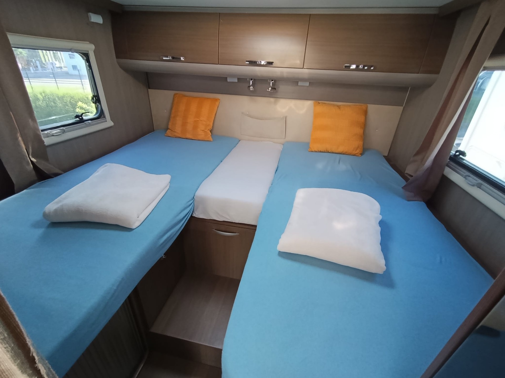 ADRIA Sonic I 600SL ***Die Königsklasse“ im Kompaktformat***Multimedia * Rückfahrkamera *TV Bildschirm * Fahrerhausverdunklung*-showroom-element-3