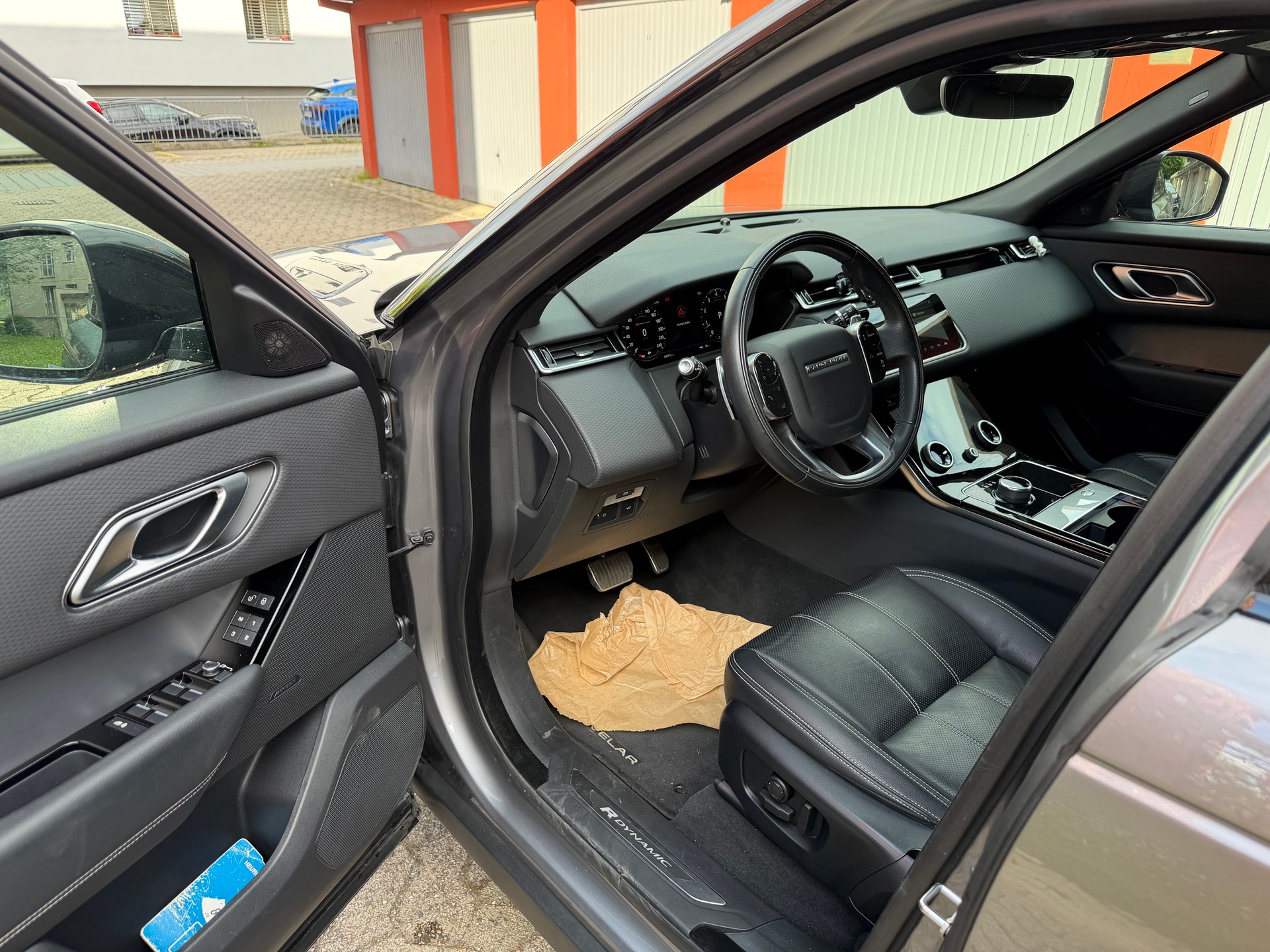LAND ROVER 2.0 T 300 S-image-9