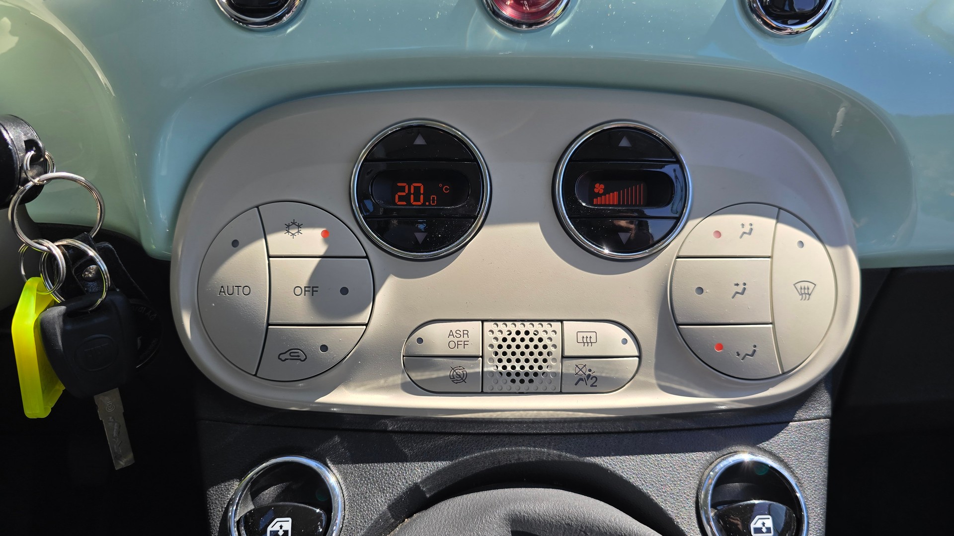 FIAT 500 0.9 Twinair Turbo Lounge-image-23