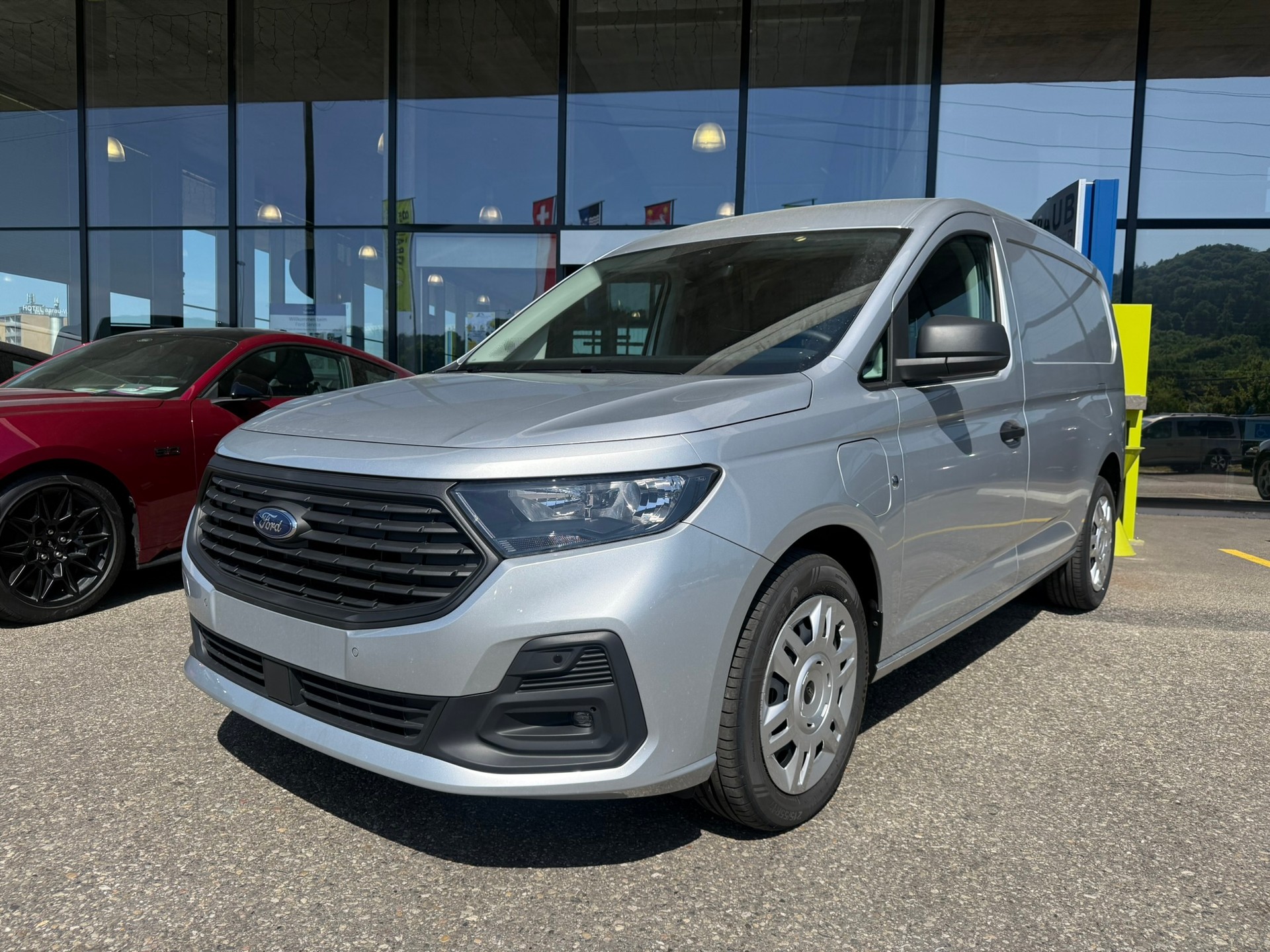 FORD Grand Transit Connect Kasten 1.5 EcoBoost PHEV Trend-image-0