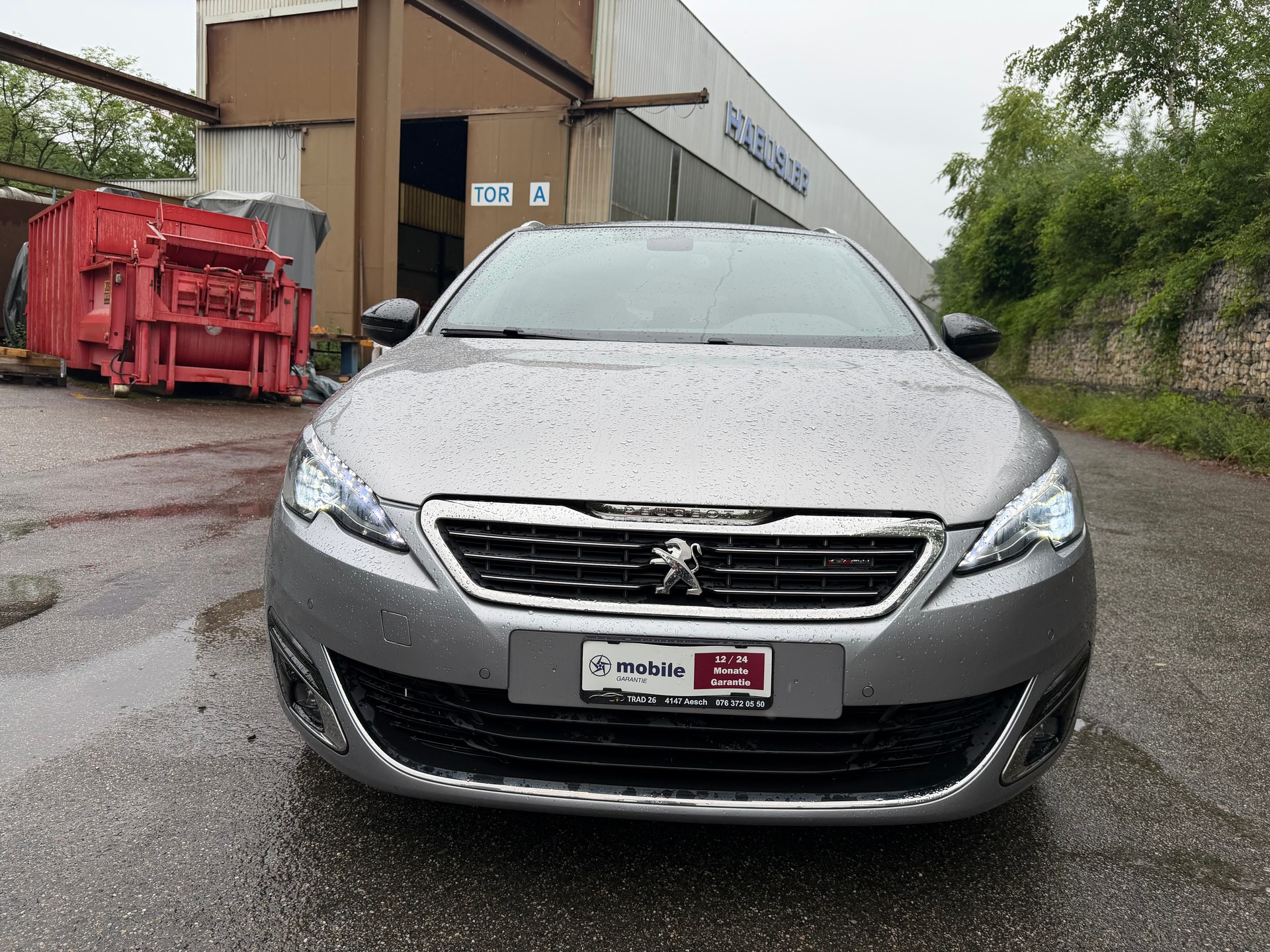 PEUGEOT 308 SW 1.2 THP GT Line Automatic-image-1