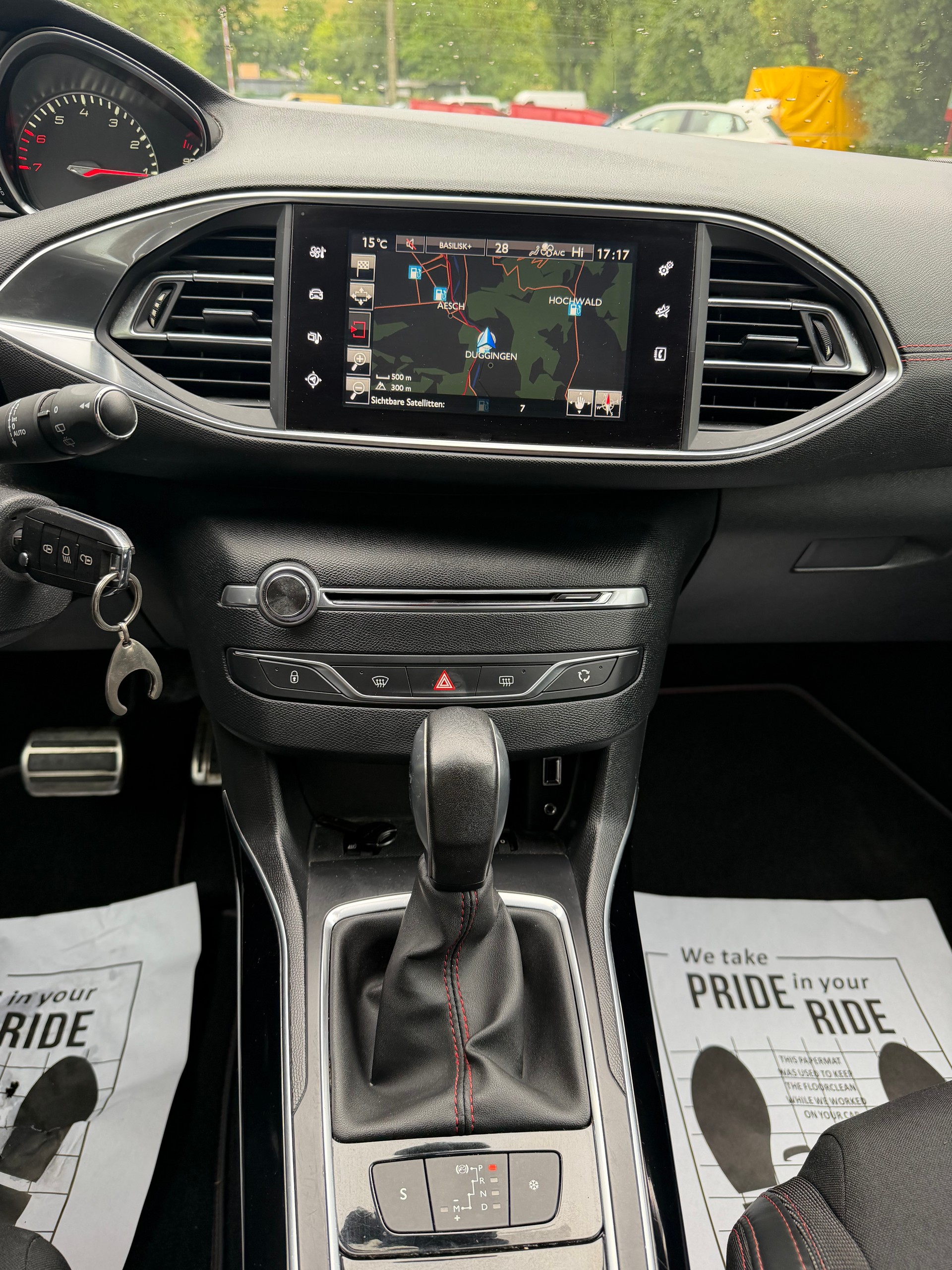 PEUGEOT 308 SW 1.2 THP GT Line Automatic-image-7