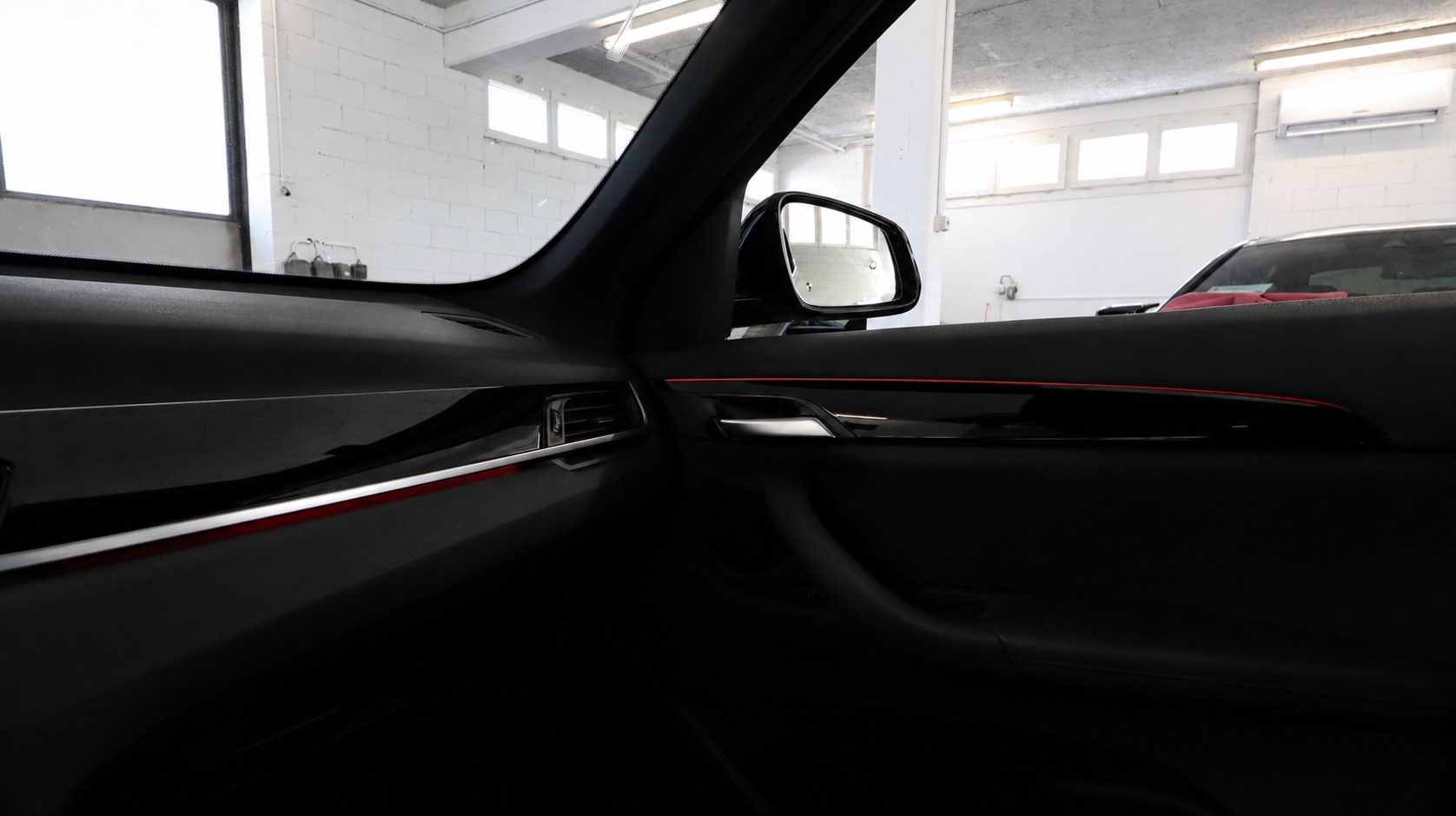 BMW X1 25d xDrive SAG-image-11