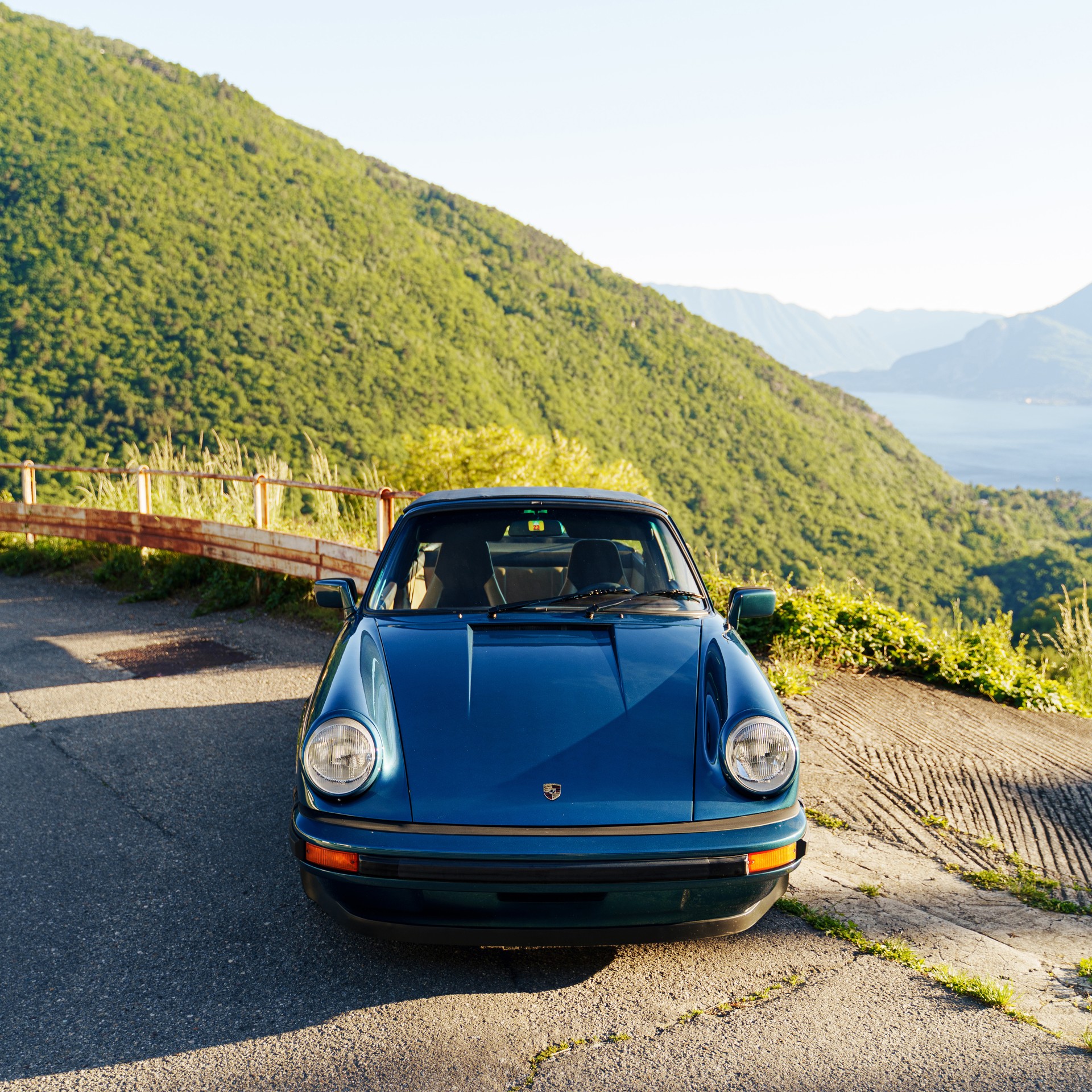 PORSCHE 911 SC Targa-image-2