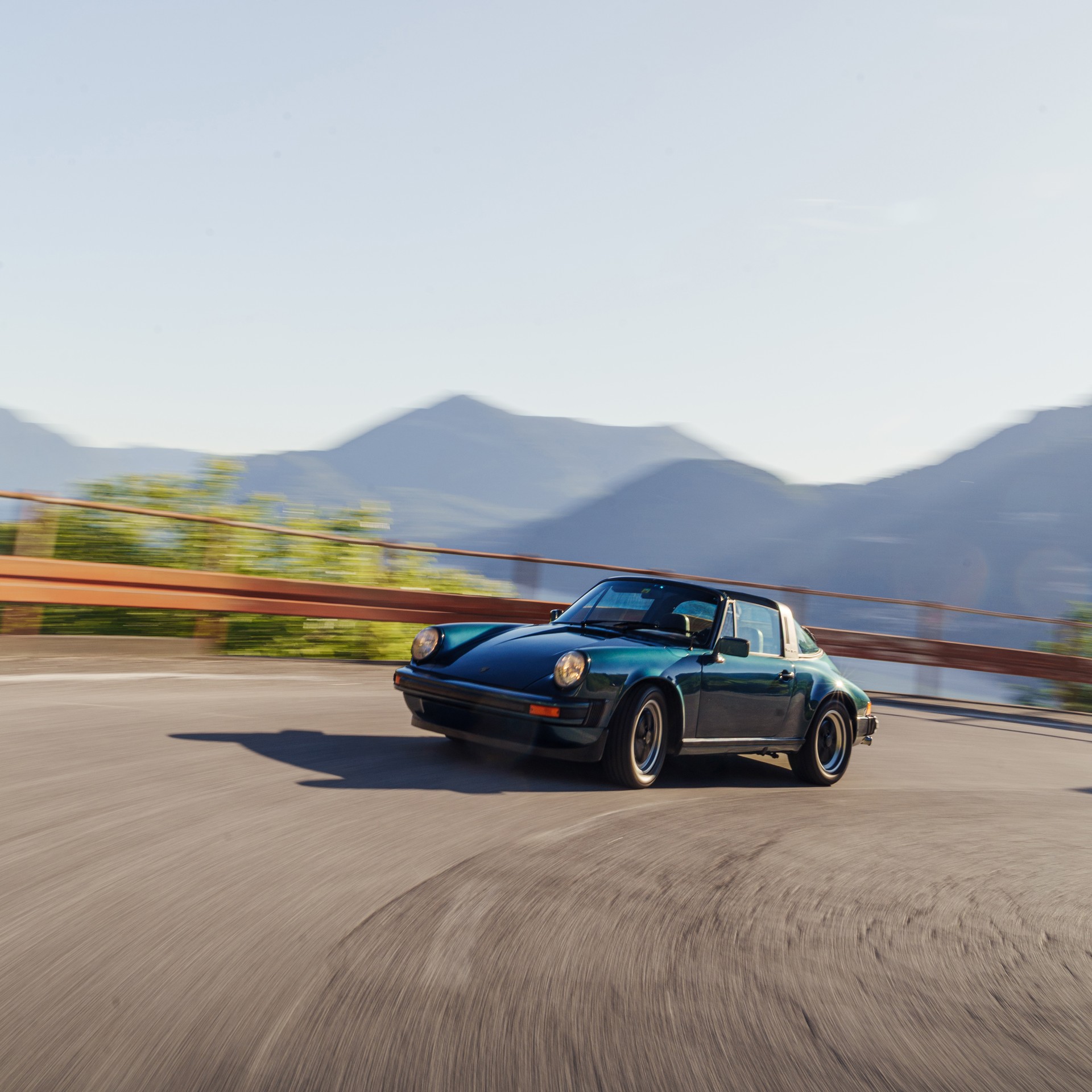 PORSCHE 911 SC Targa-image-7
