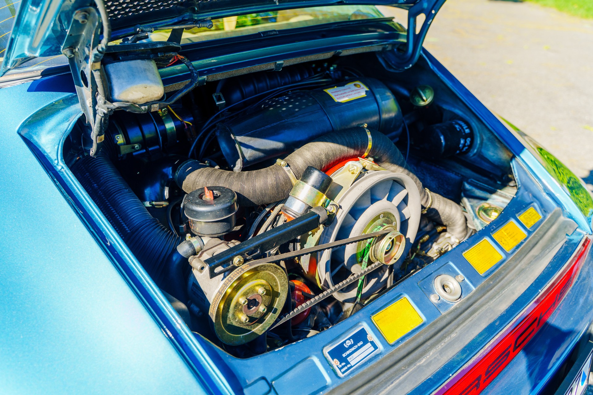 PORSCHE 911 SC Targa-image-14