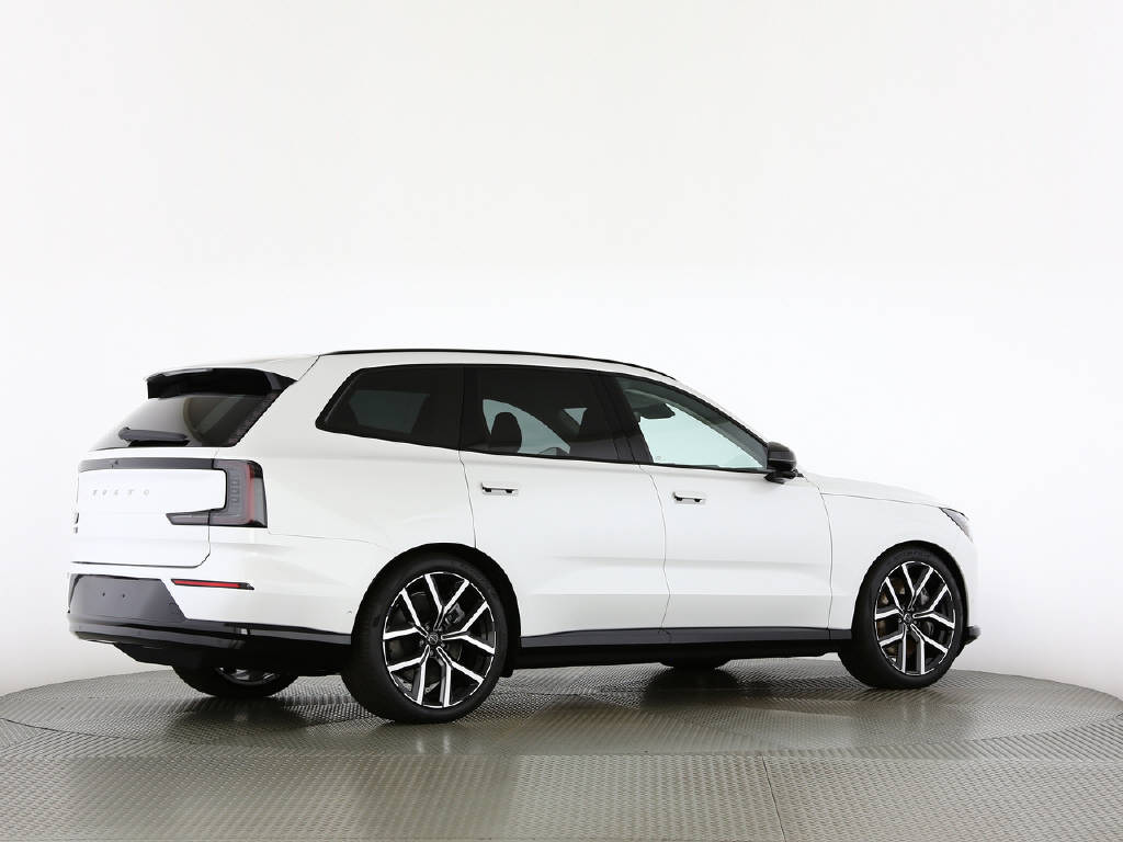 VOLVO EX 90 Twin Ultra AWD / 800V-image-13