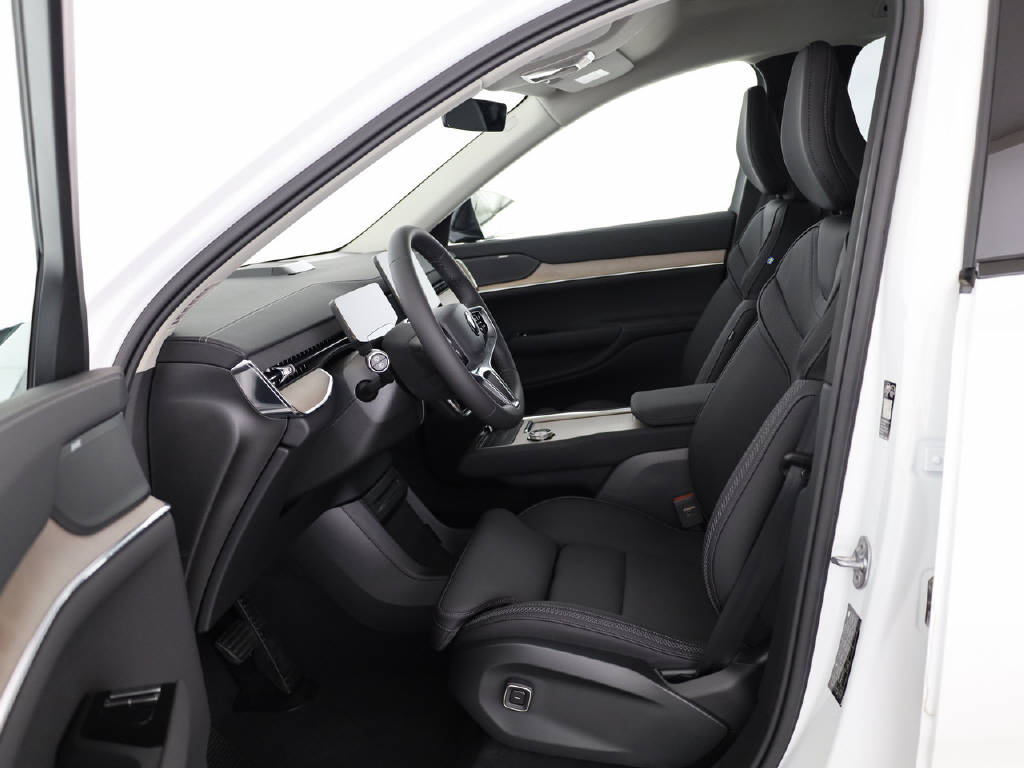 VOLVO EX 90 Twin Ultra AWD / 800V-image-1